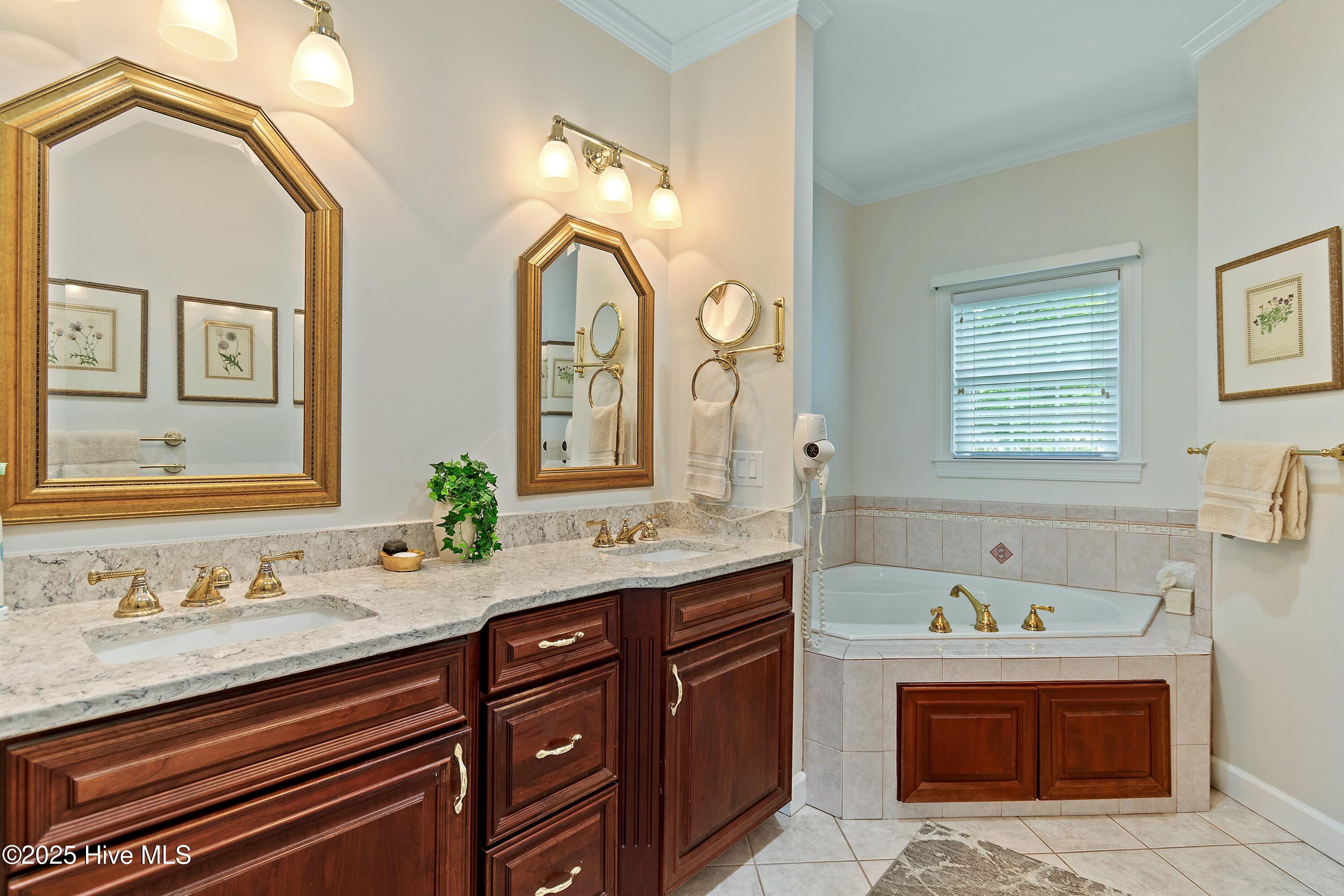 2710 Scarborough Way Property Photo 37