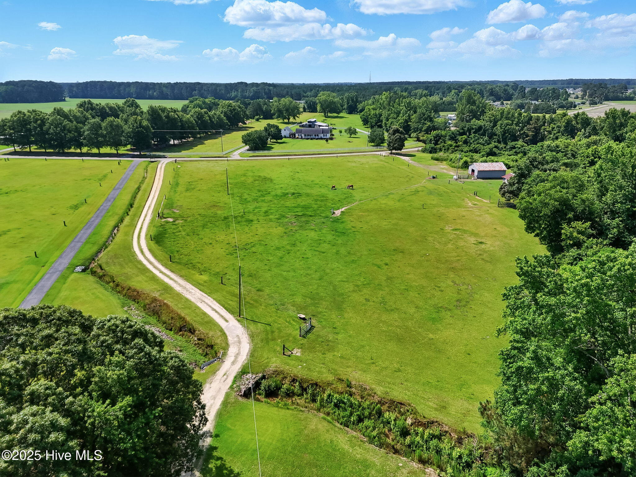 2620 Nahunta Road Property Photo 3
