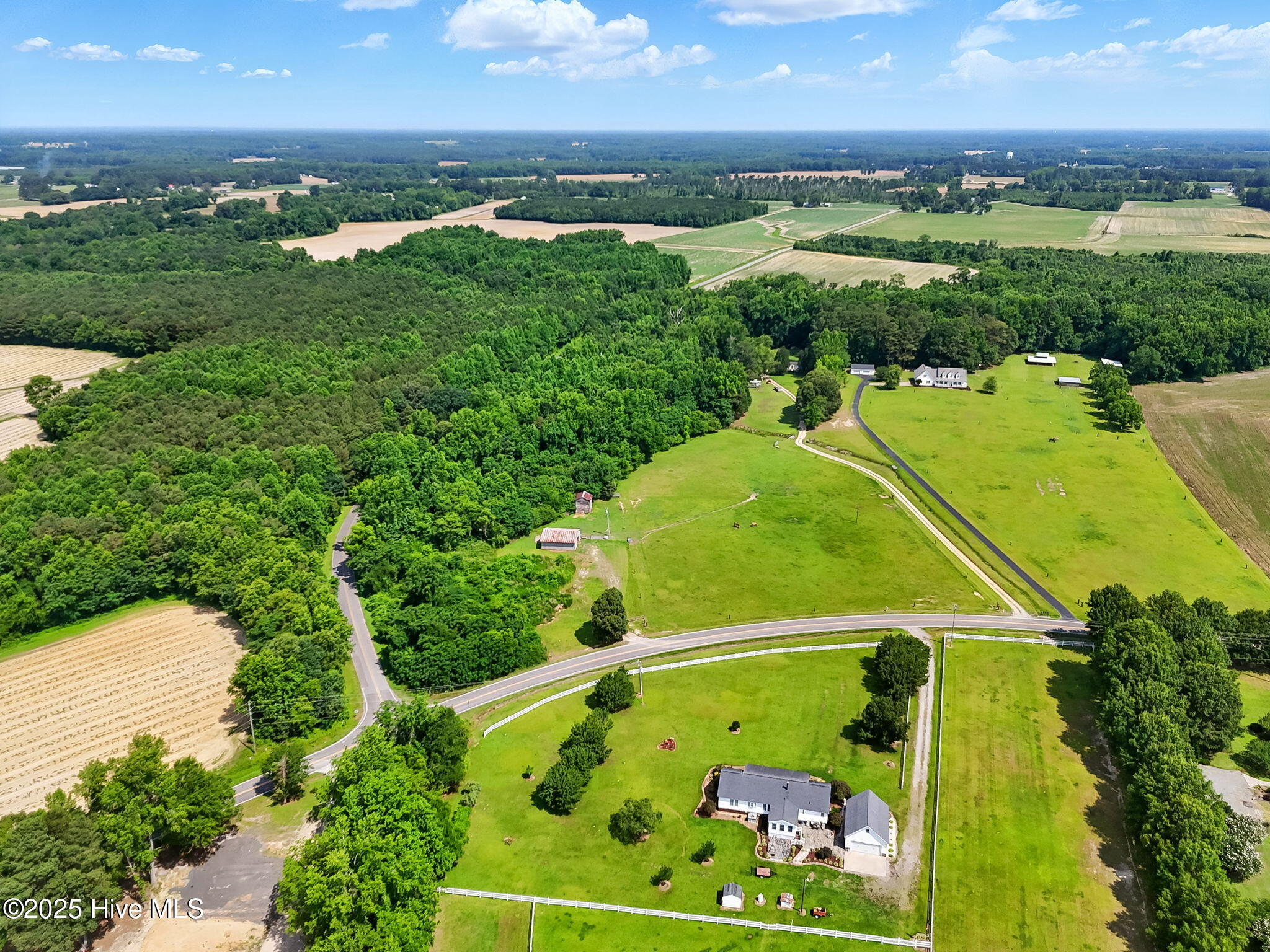 2620 Nahunta Road Property Photo 5