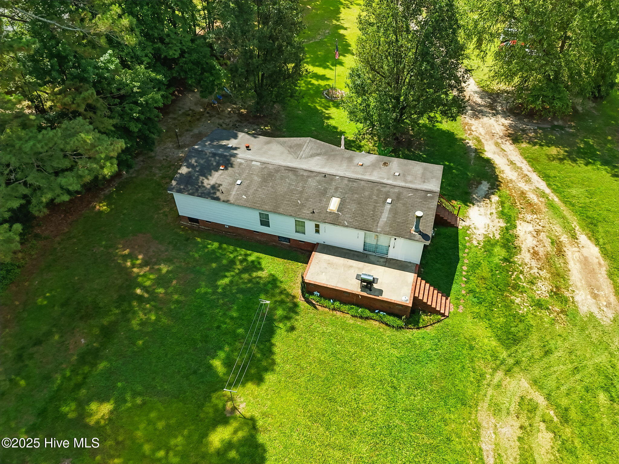 2620 Nahunta Road Property Photo 11