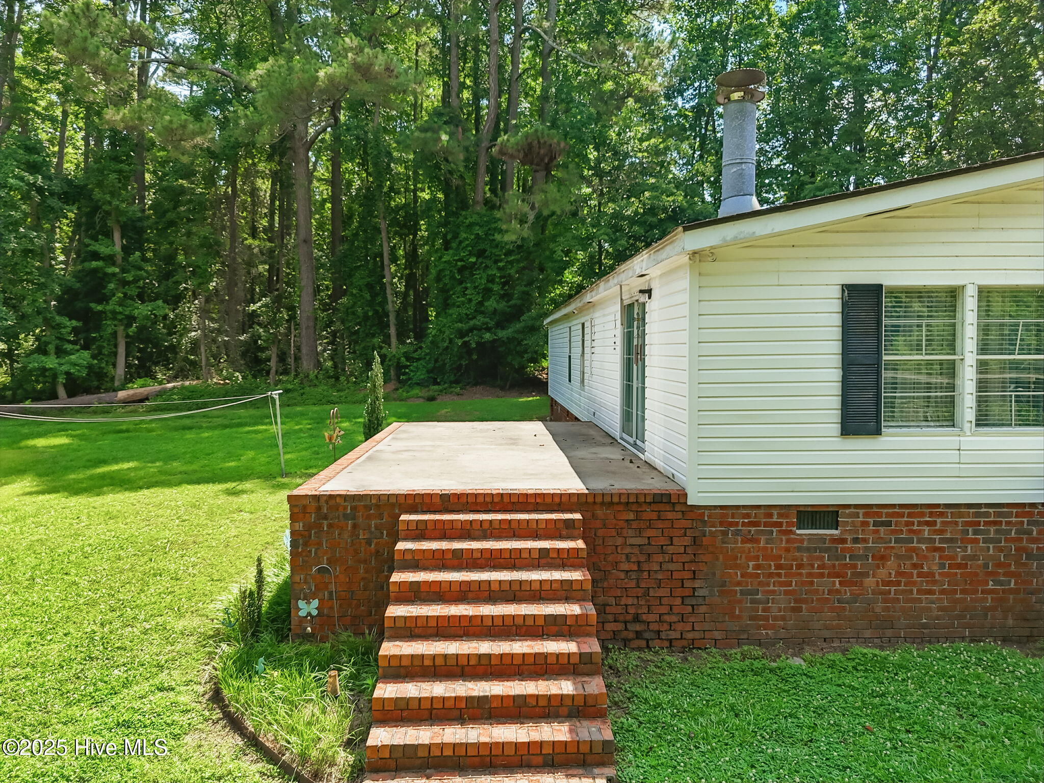 2620 Nahunta Road Property Photo 17