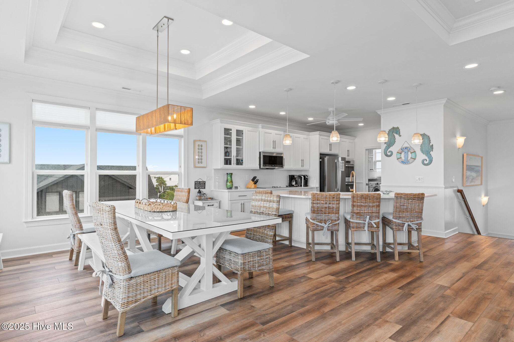 328 E First Street Property Photo 26