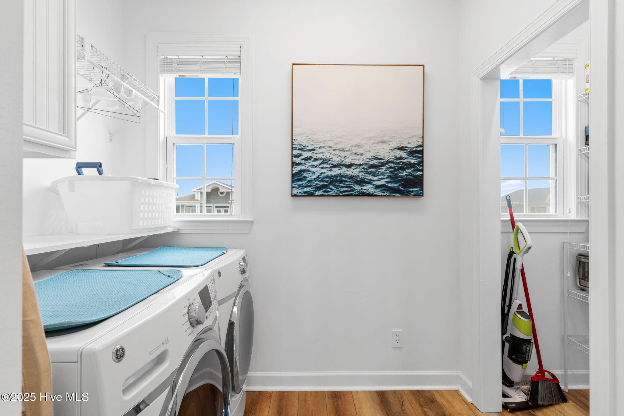 328 E First Street Property Photo 36