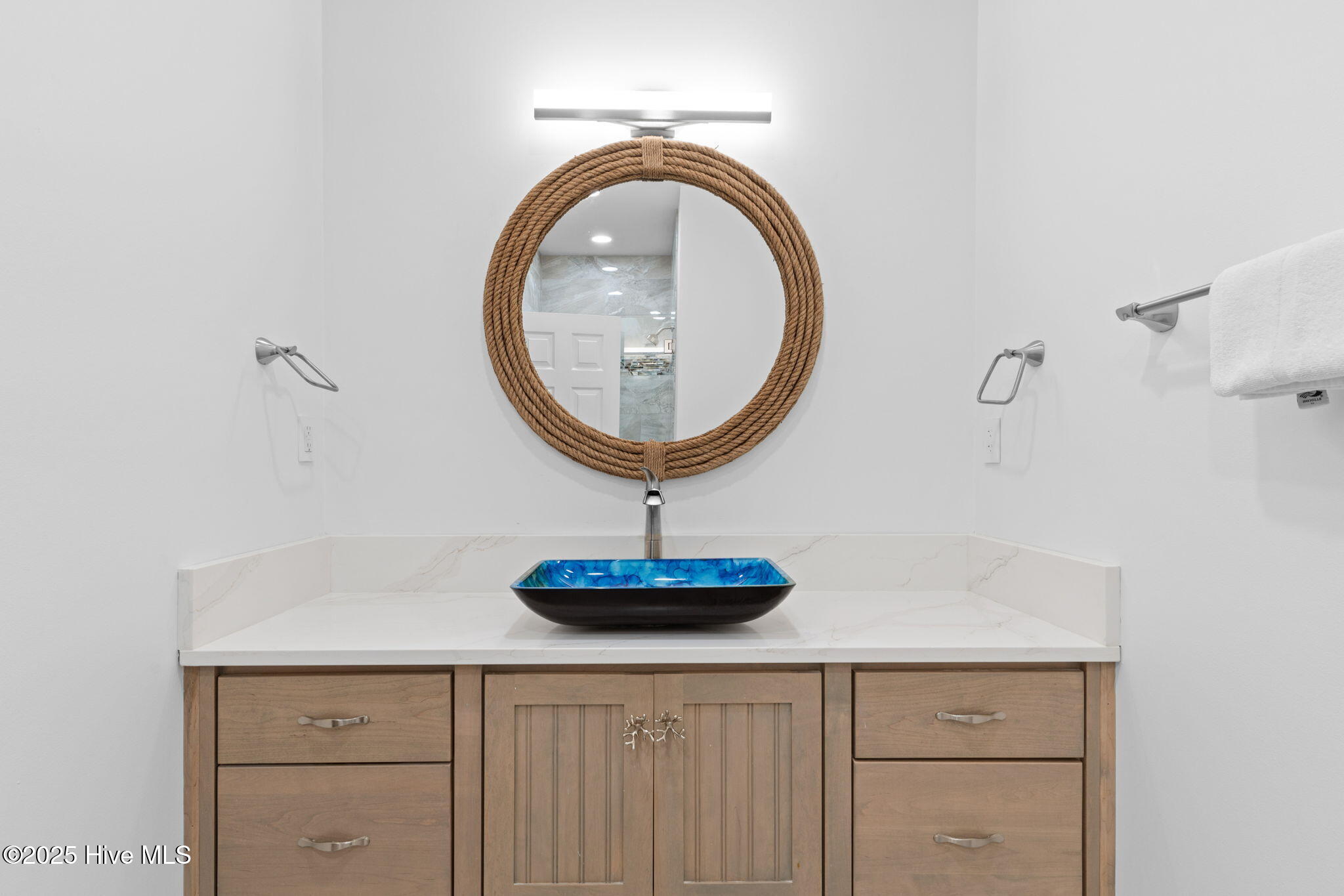 328 E First Street Property Photo 62