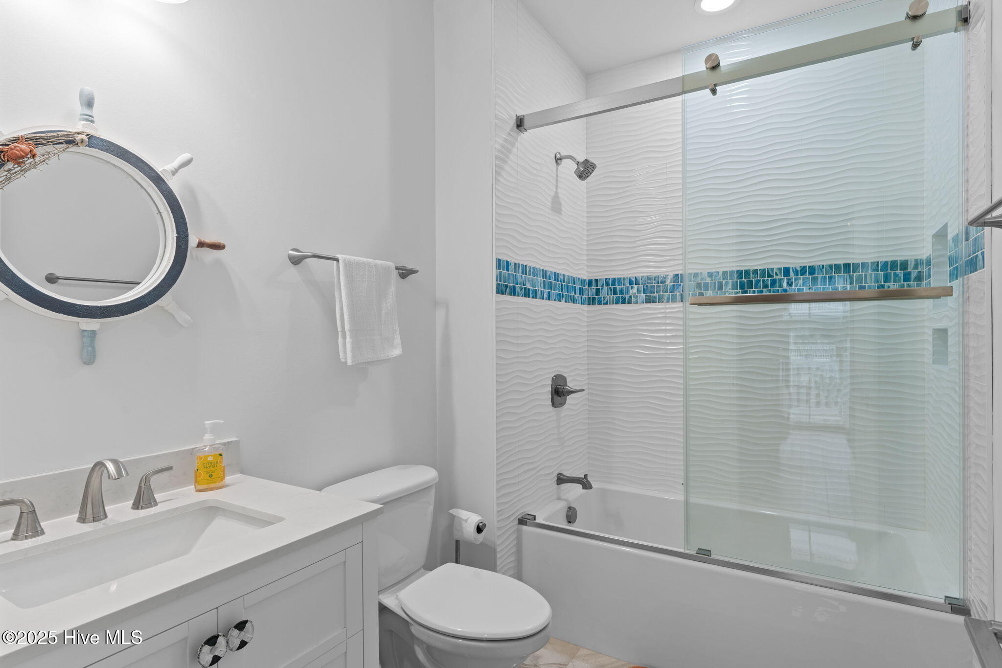 328 E First Street Property Photo 63