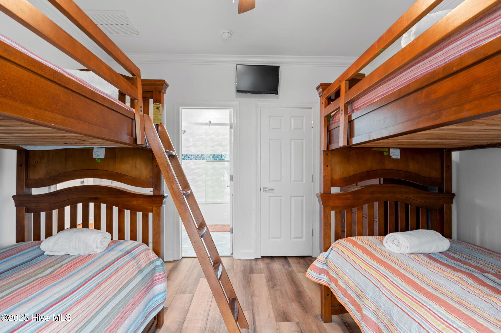 328 E First Street Property Photo 65