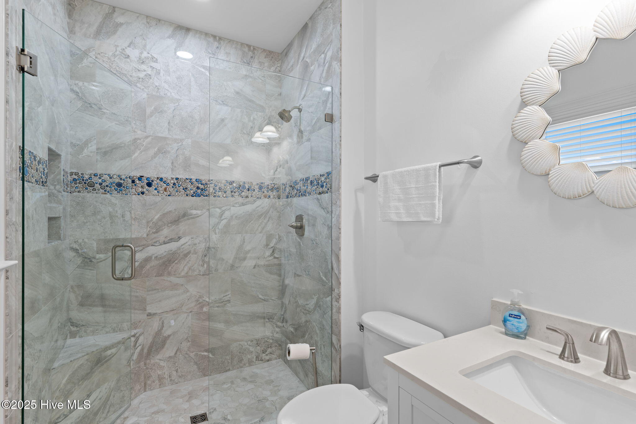 328 E First Street Property Photo 68