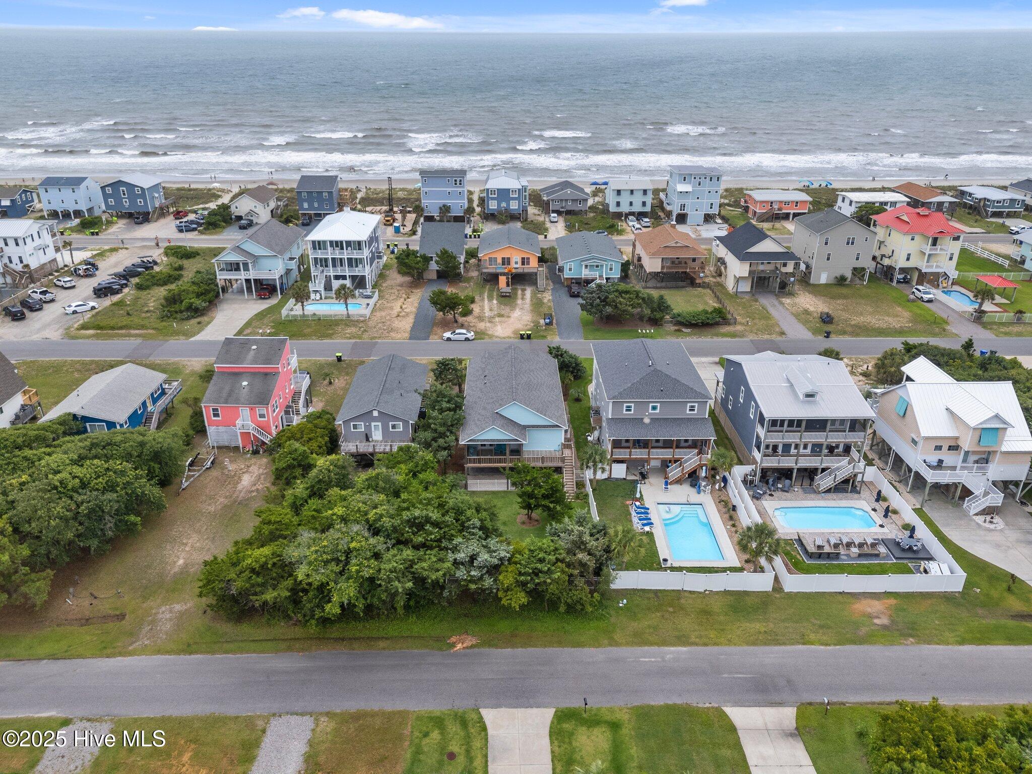 210 W Beach Drive Property Photo 4