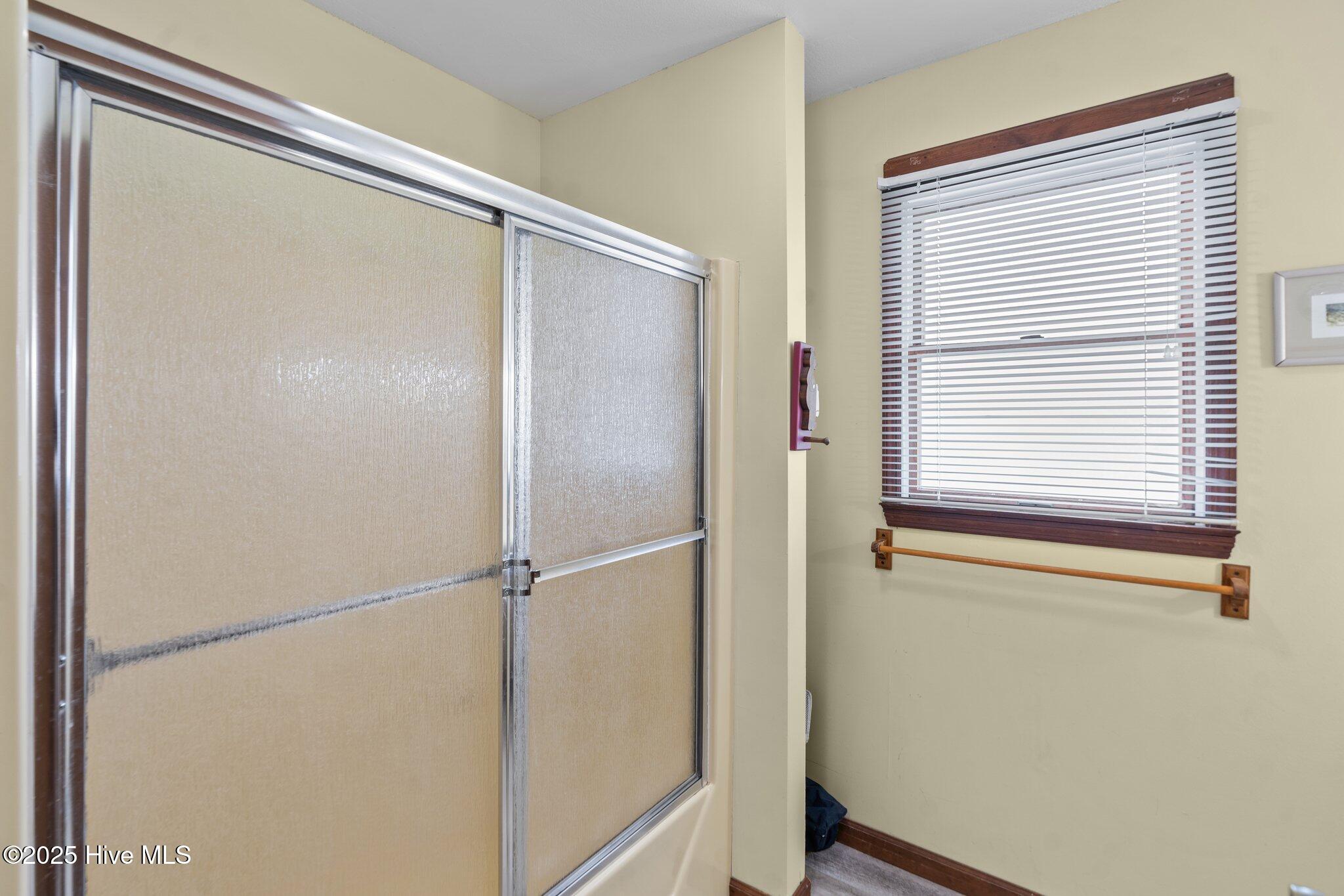 210 W Beach Drive Property Photo 33