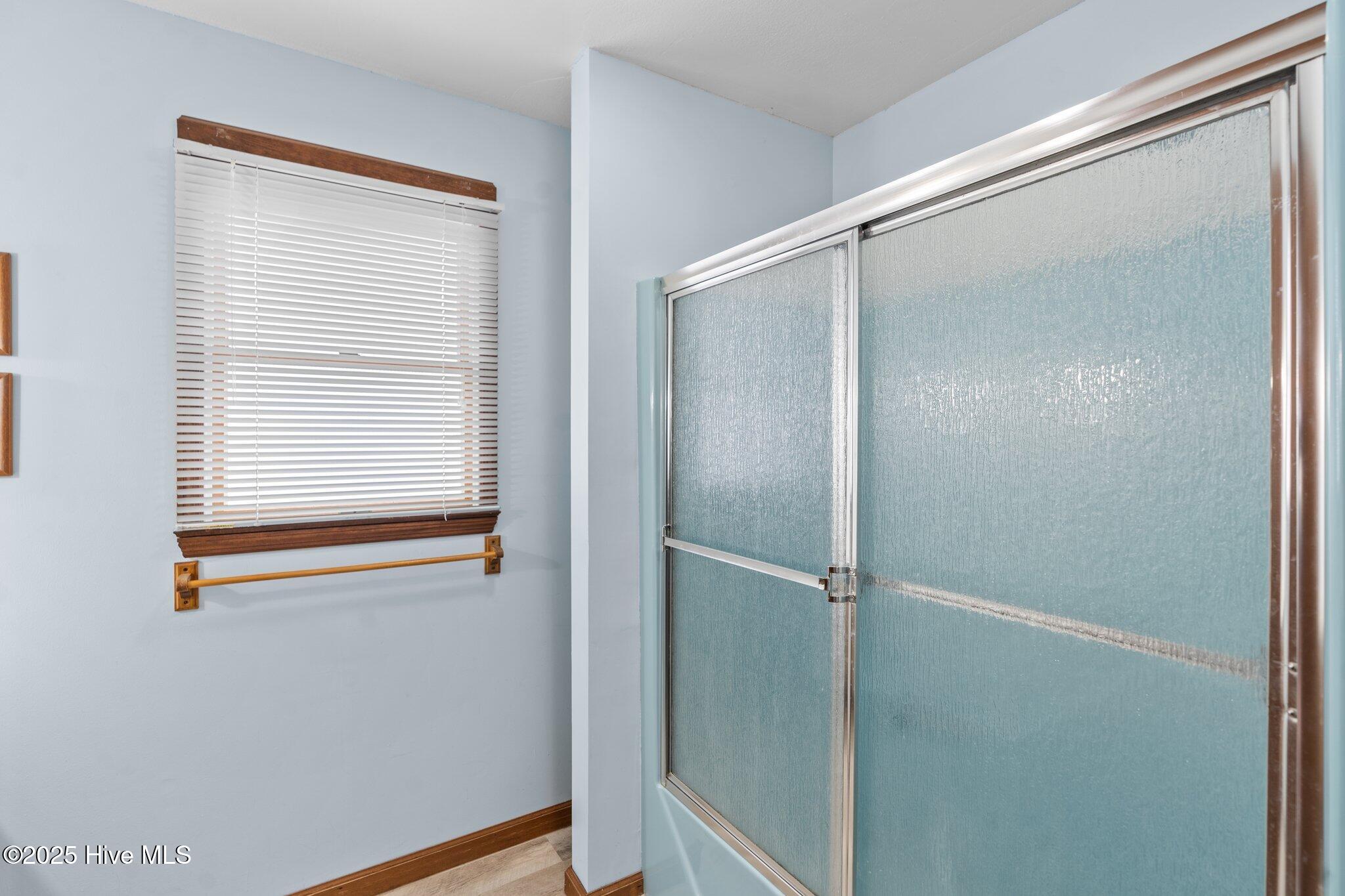 210 W Beach Drive Property Photo 39