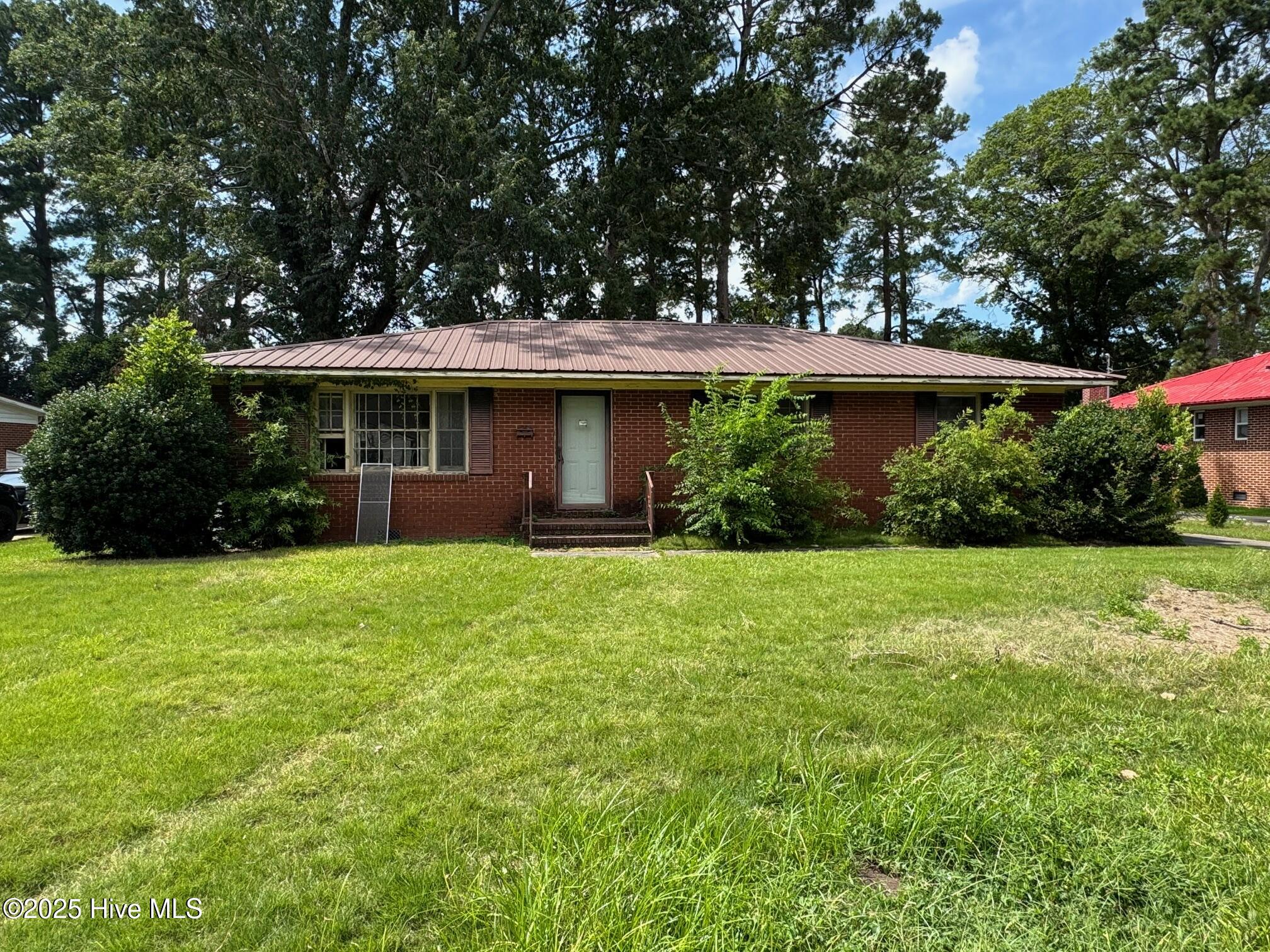 411 Lafayette Street Property Photo 1