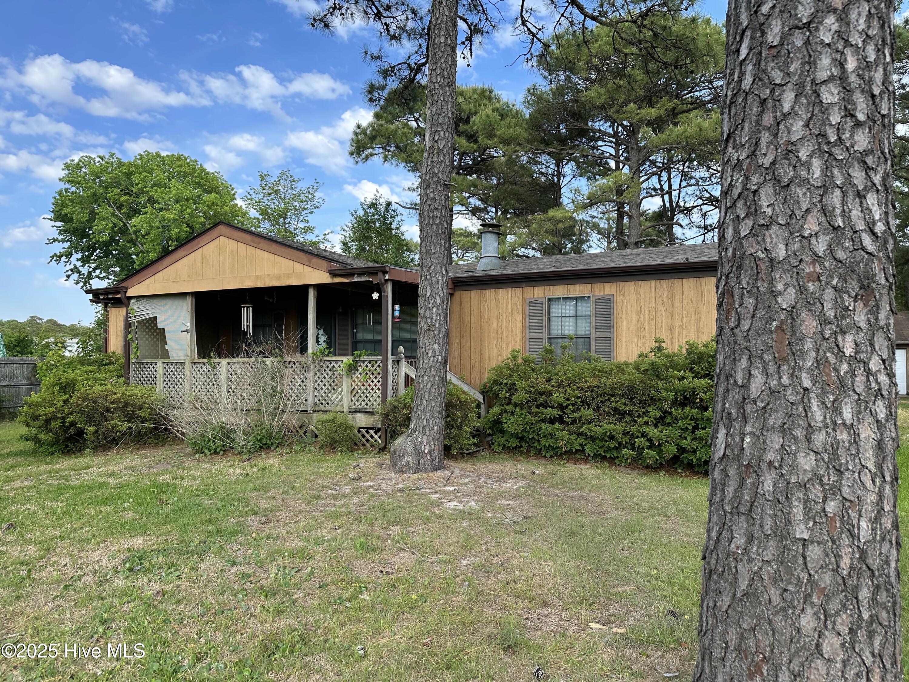1319 Hibbs Road Property Photo 1