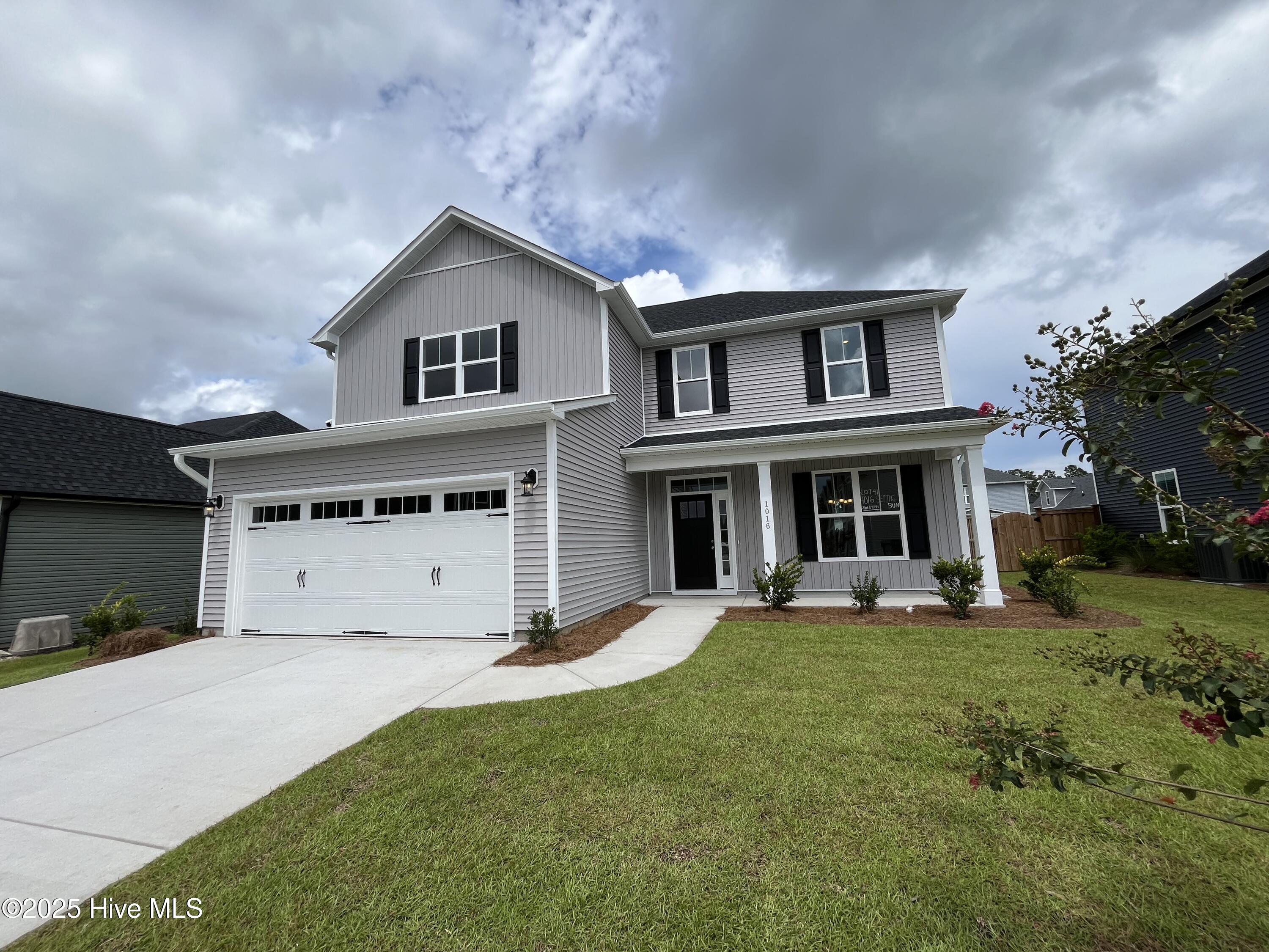1016 Setting Sun Boulevard Property Photo 1