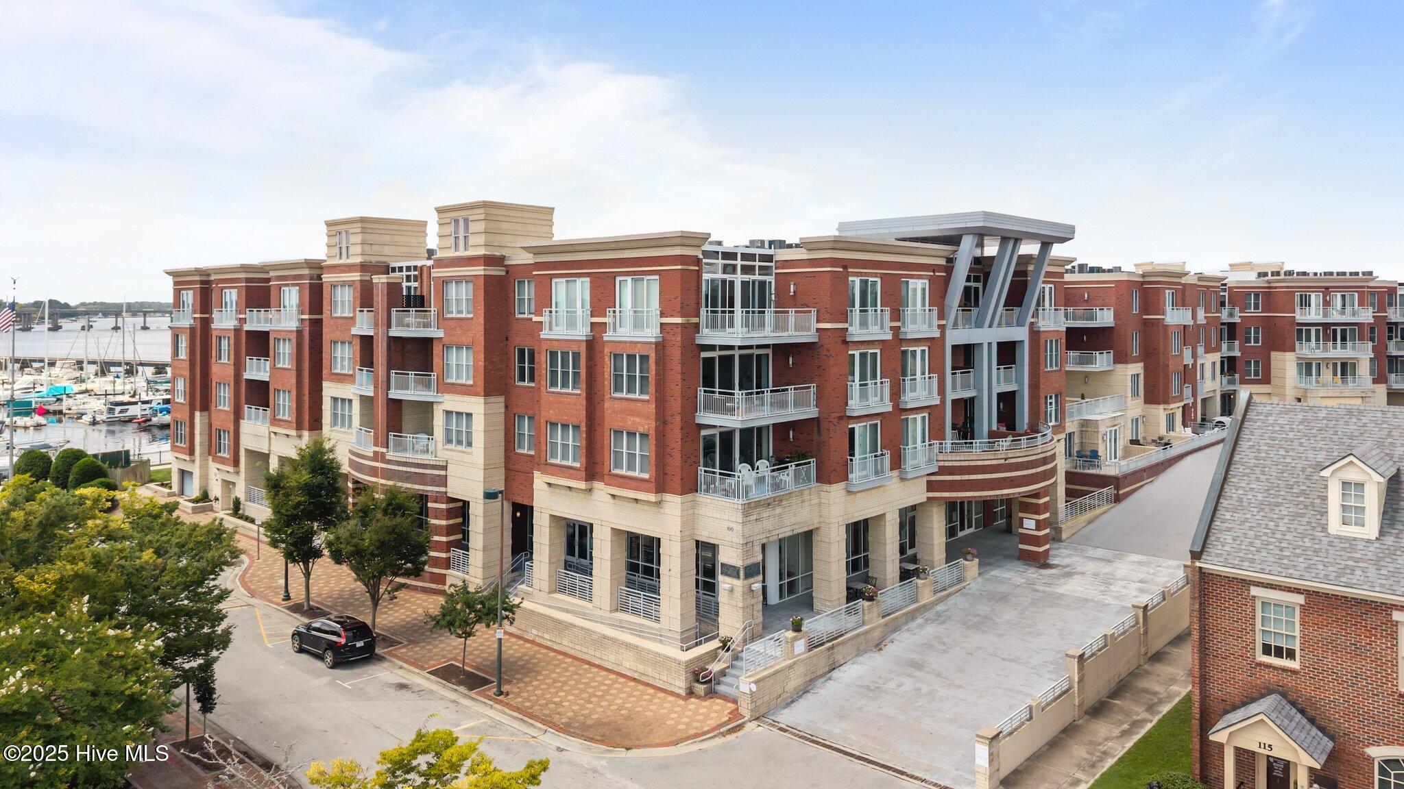 219 Sky Sail Boulevard Property Photo 1