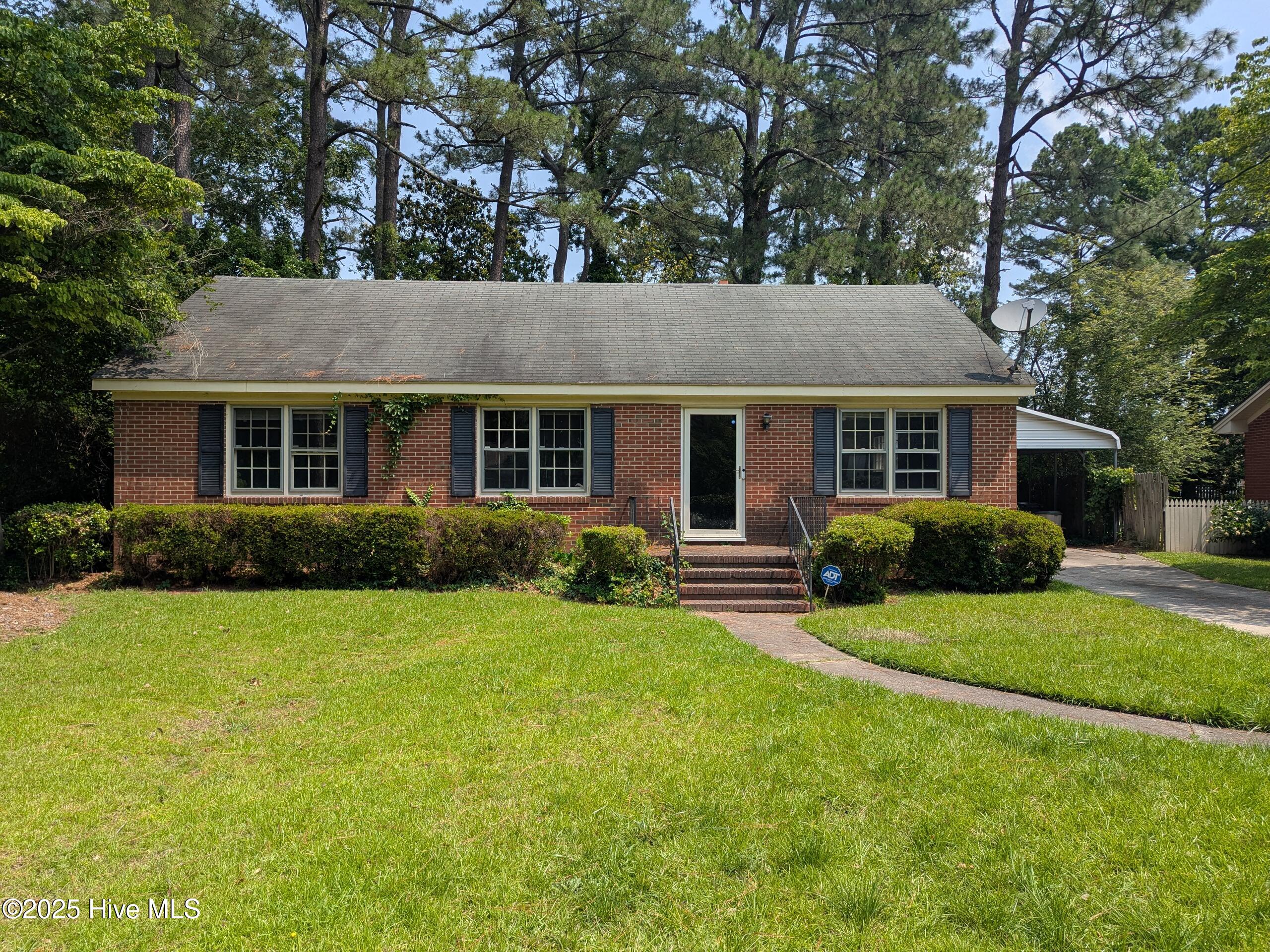 520 Charlotte Avenue Property Photo 1