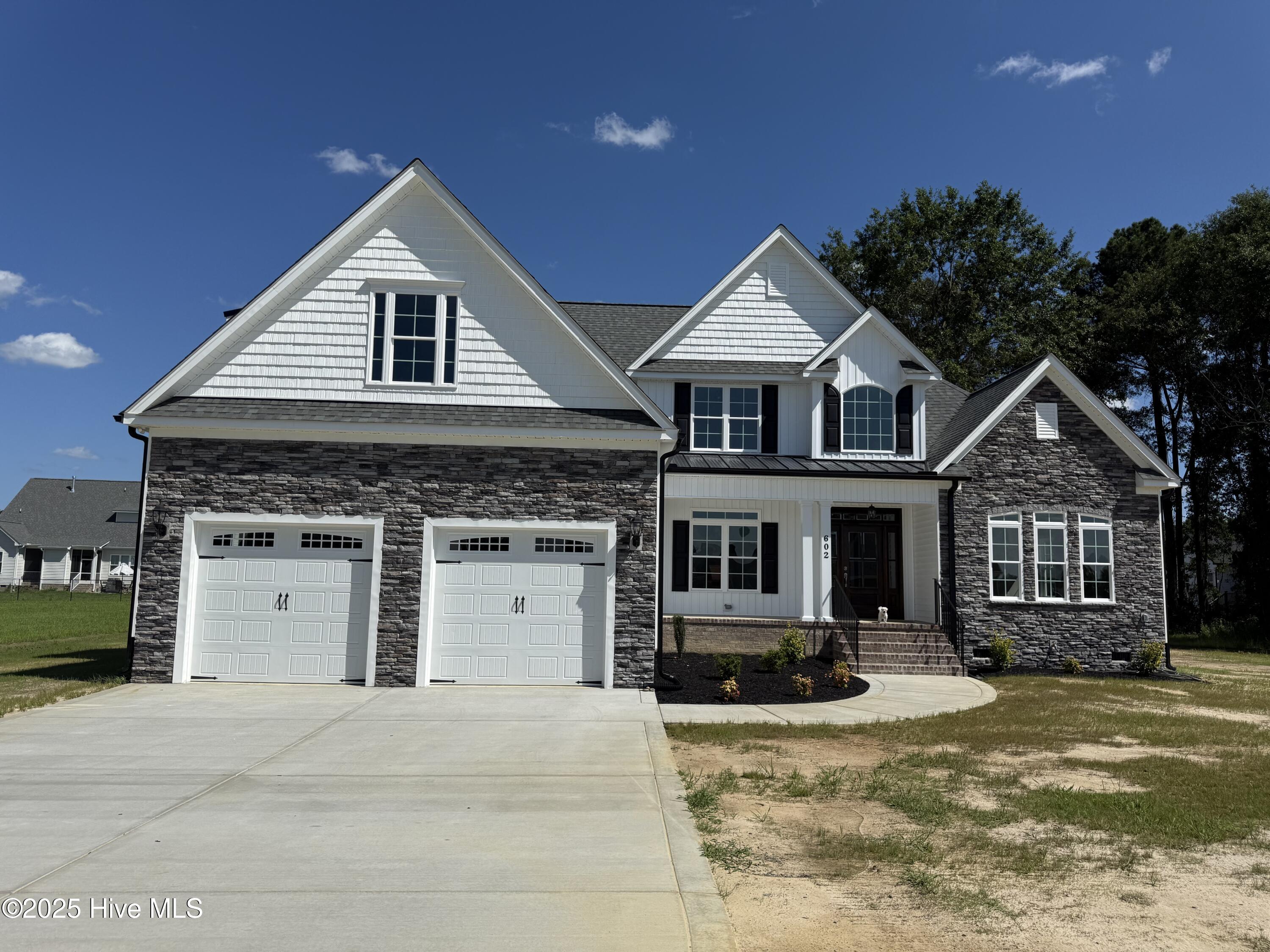 602 Pickens Drive Property Photo 1