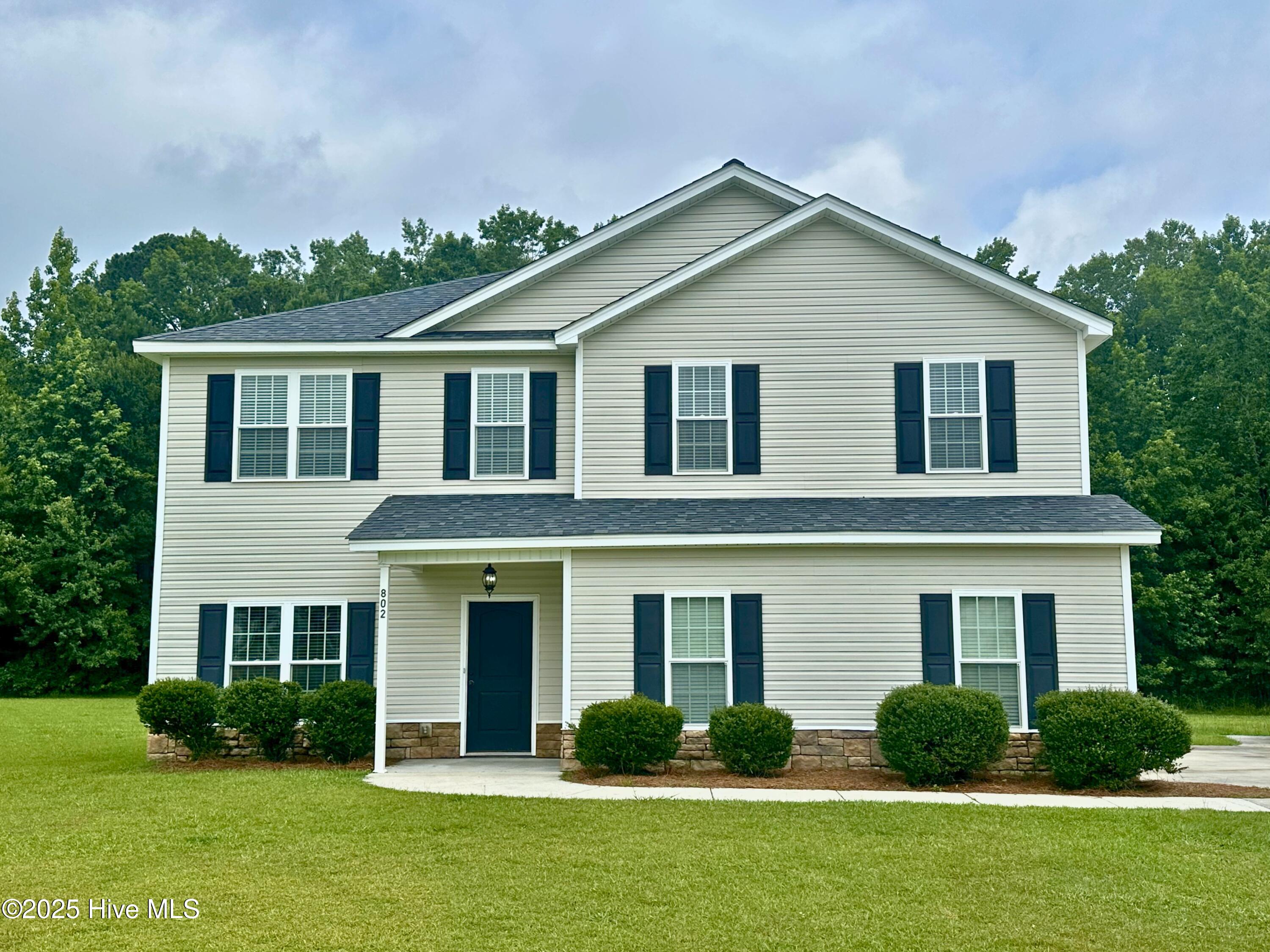 802 Bayhill Court Property Photo 1