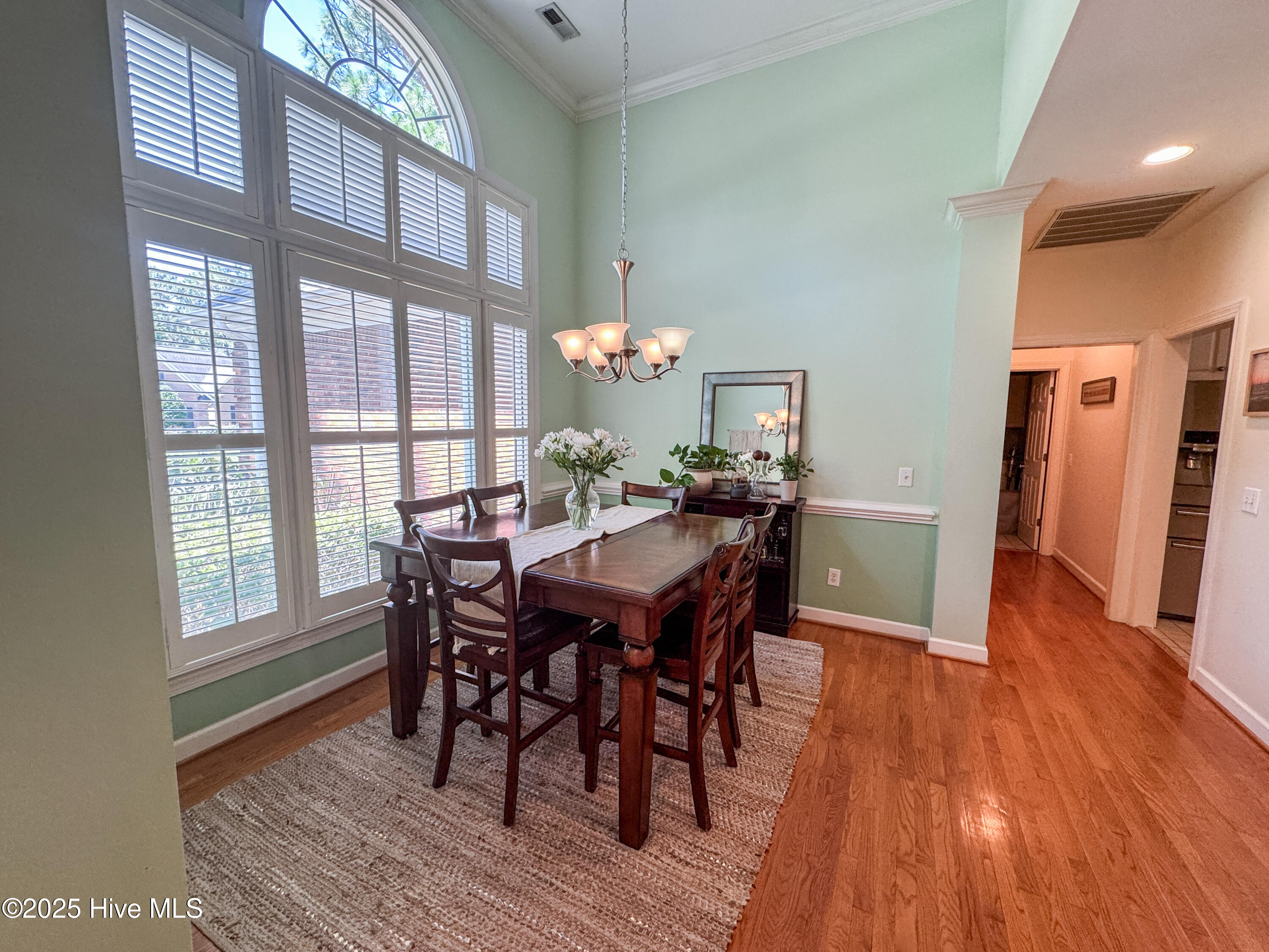4725 Wedgefield Drive Property Photo 16