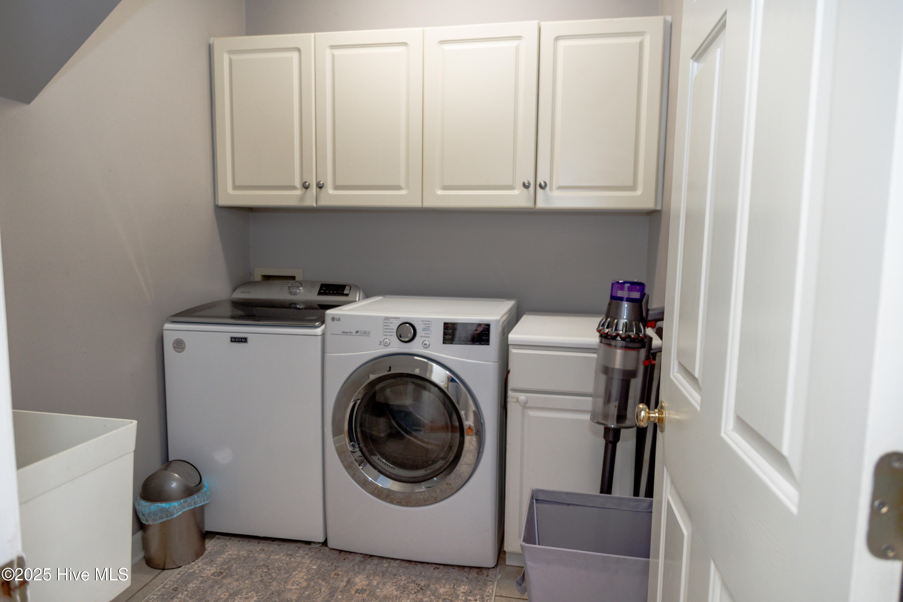 4725 Wedgefield Drive Property Photo 41