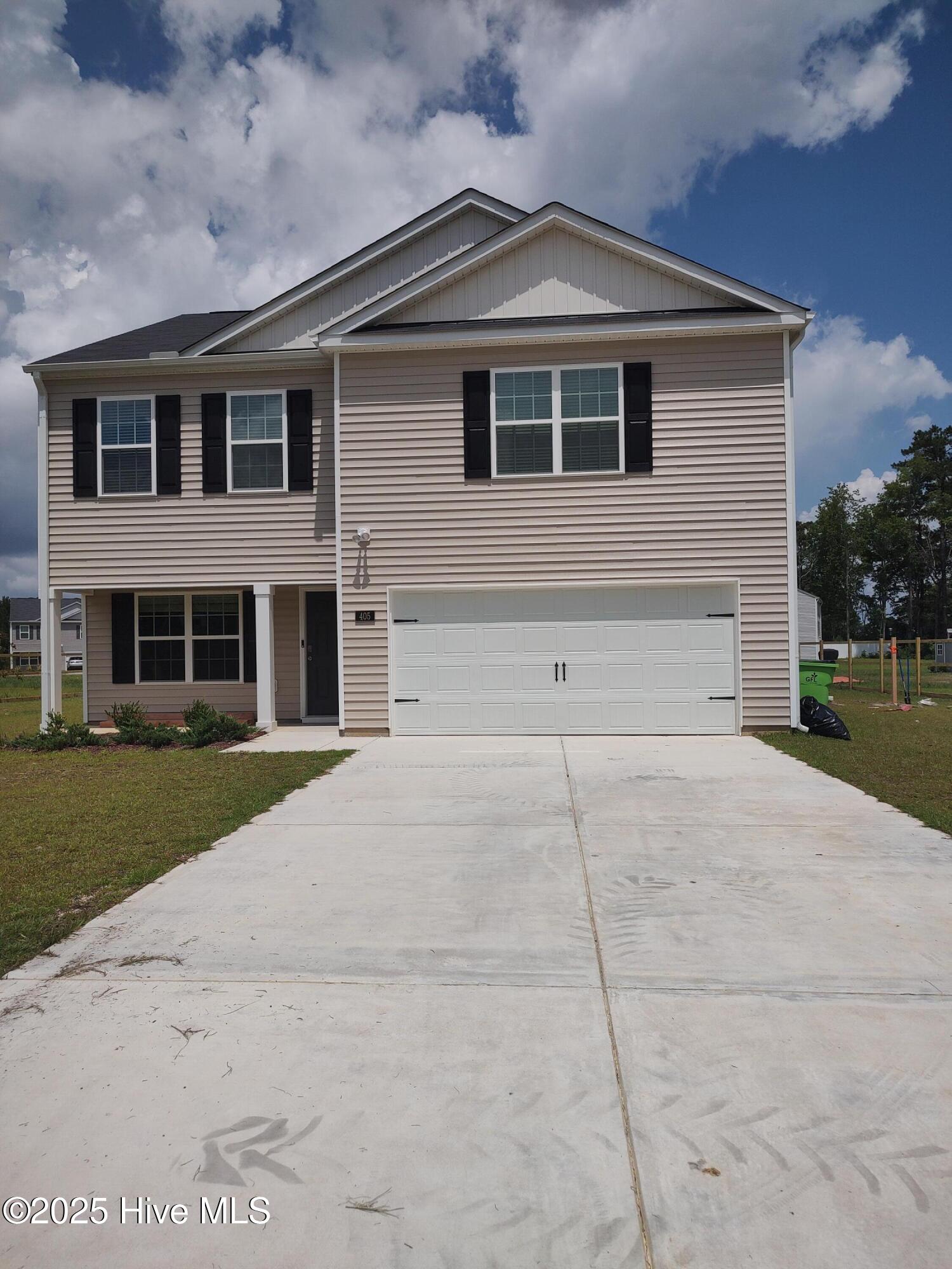 405 King Creek Drive Property Photo 1