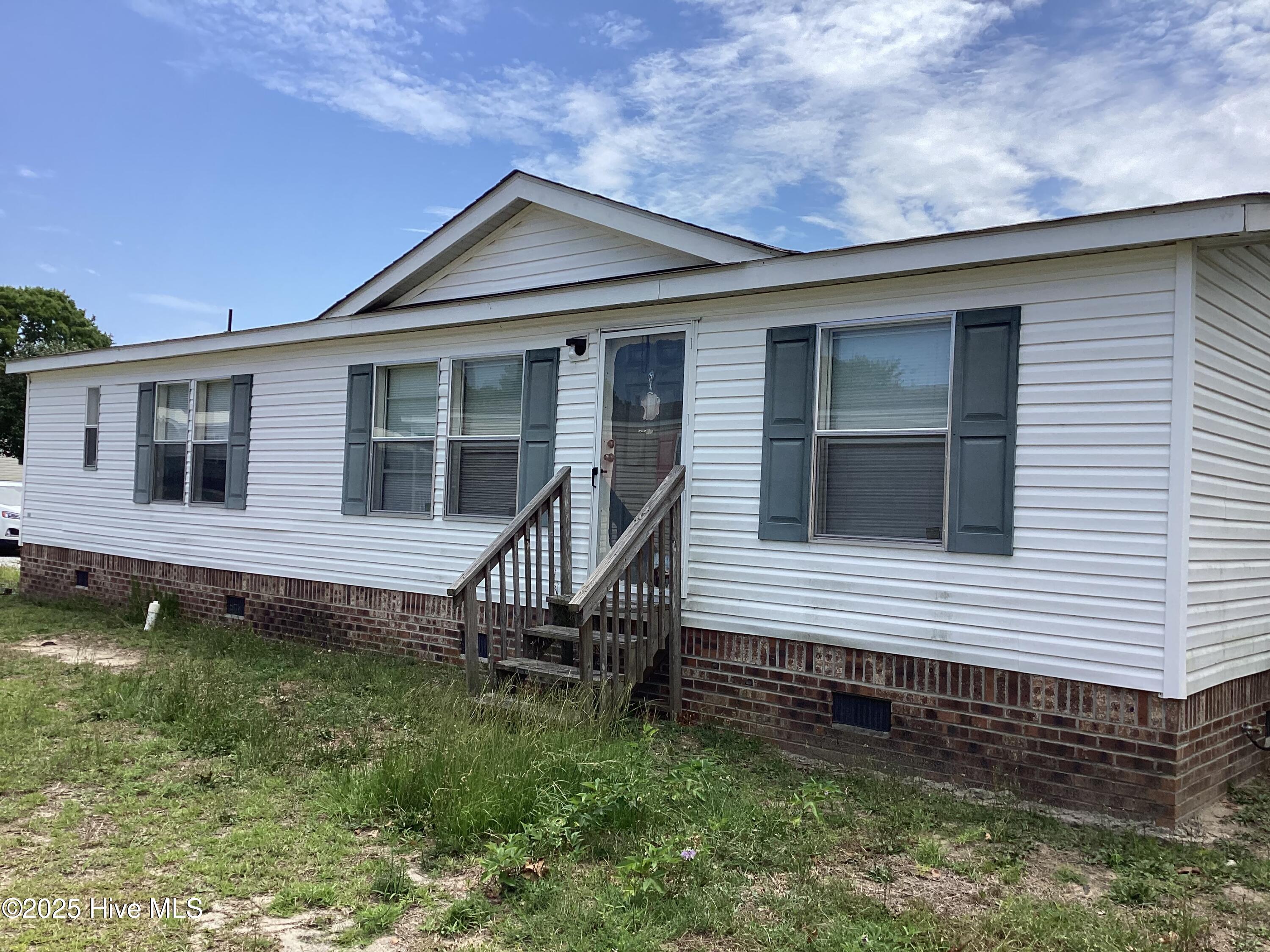 2189 Trout Avenue Property Photo 1