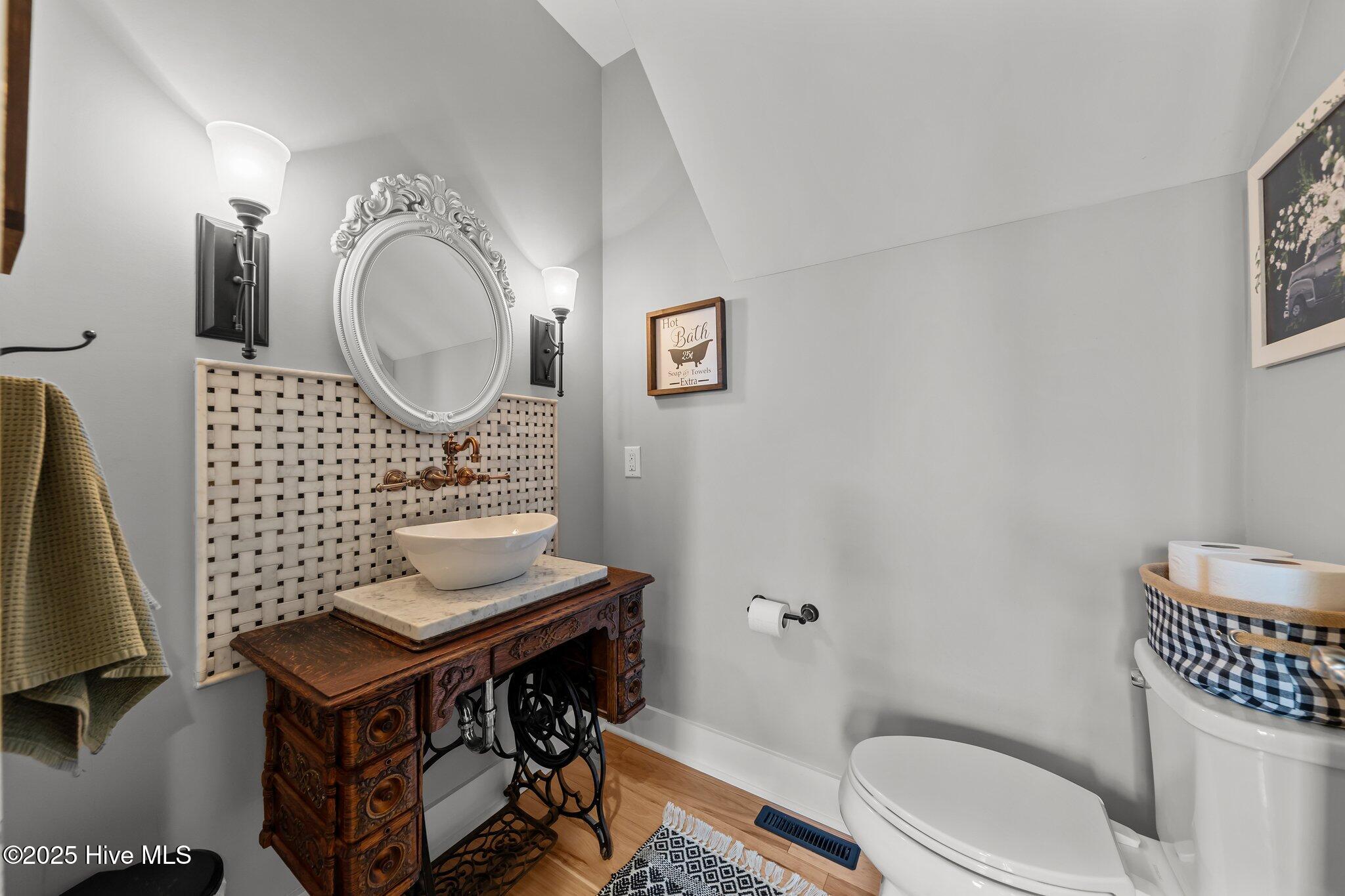 1063 Pineywood Church Road Property Photo 16