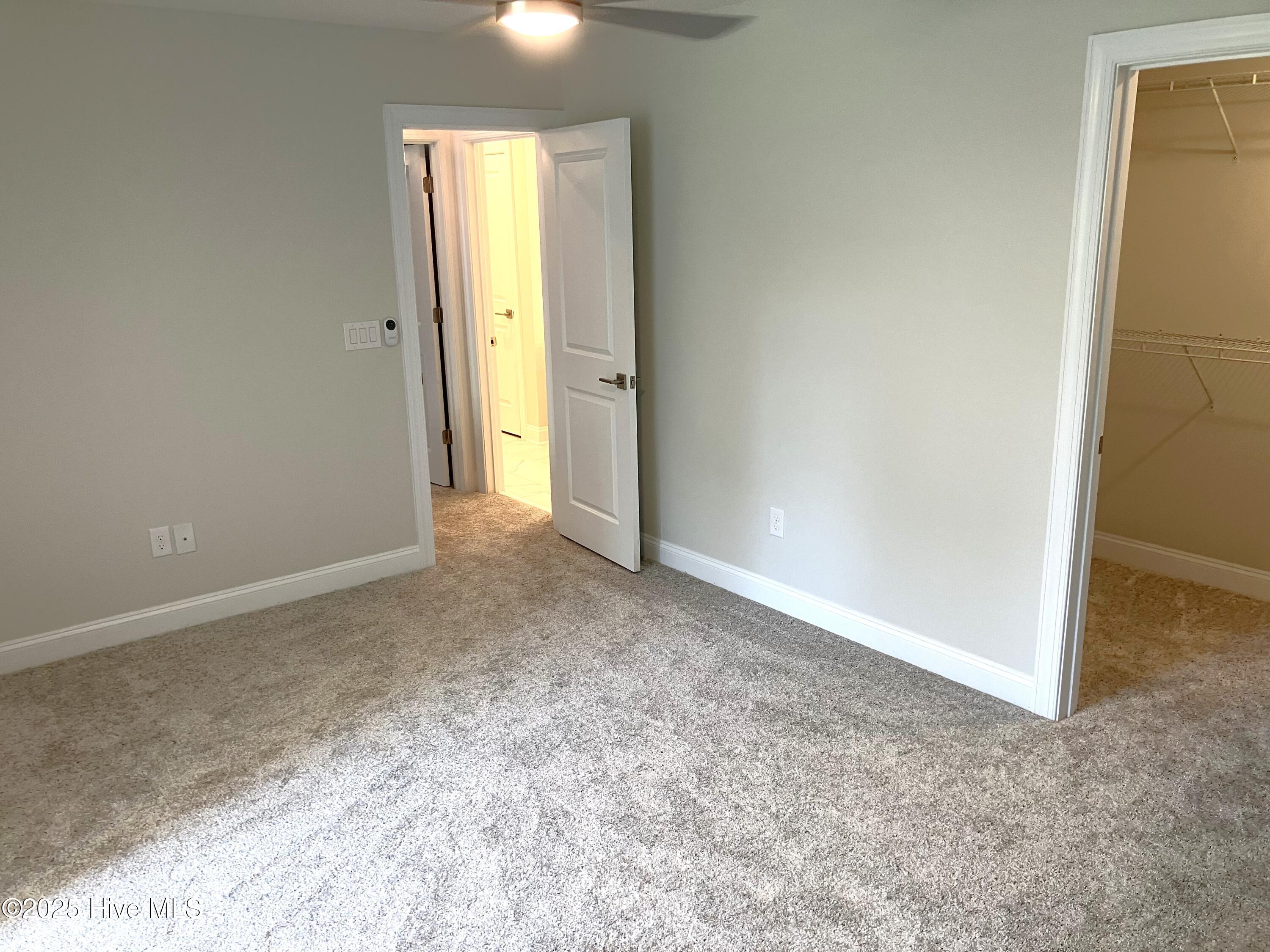 407 King Richard Court Property Photo 29
