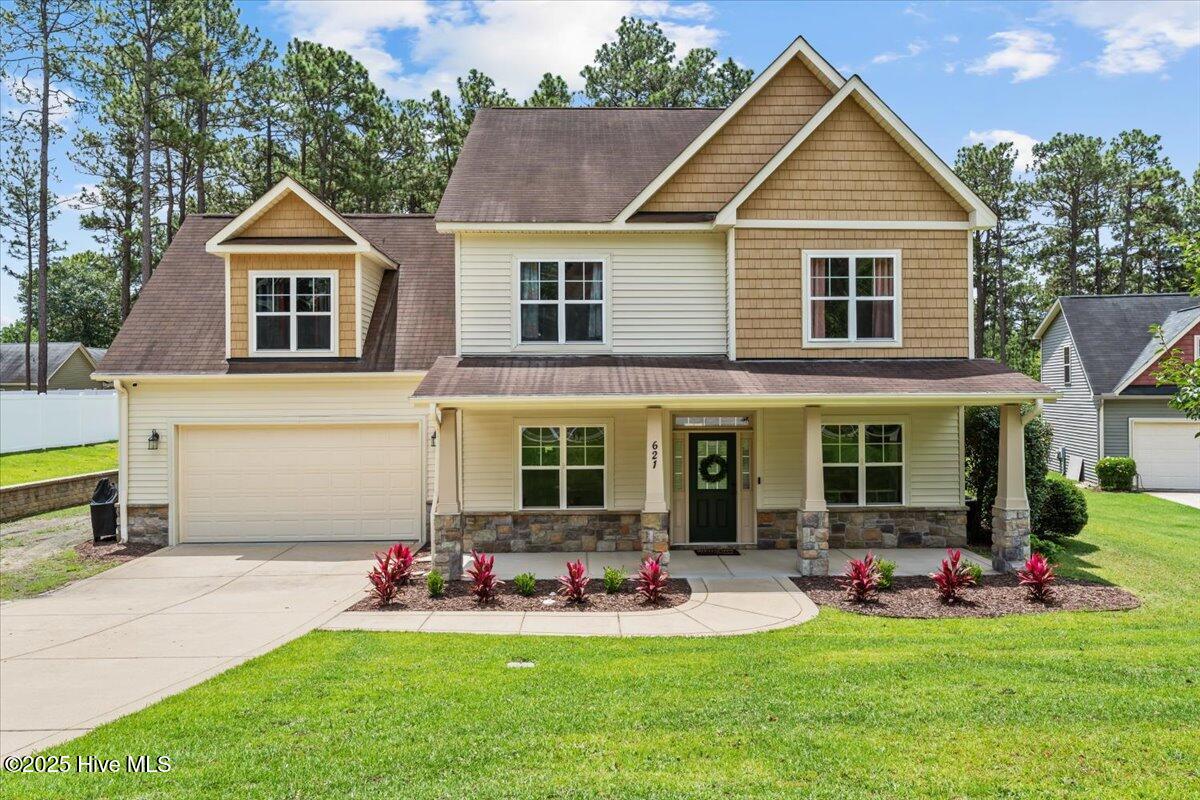 621 Longleaf Road Property Photo 1