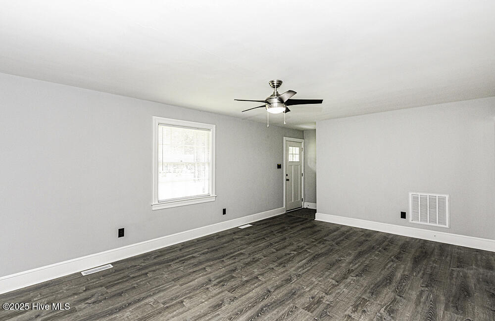 309 Mcgwigan Street Property Photo 26