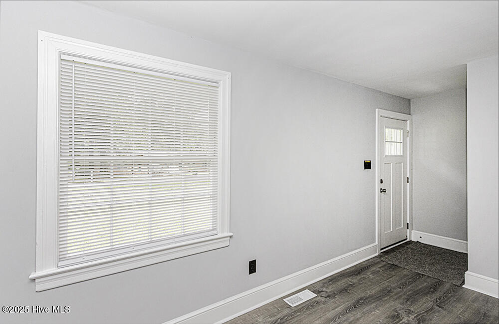 309 Mcgwigan Street Property Photo 28