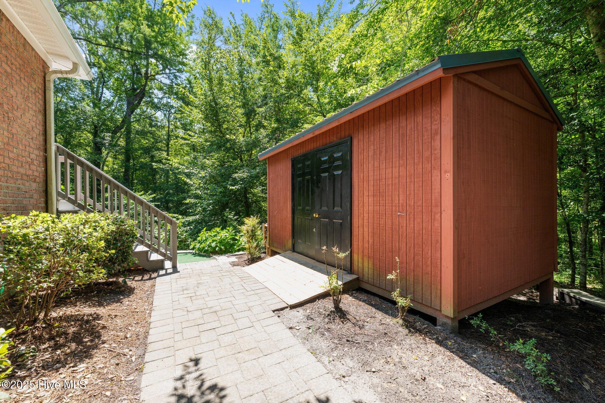 118 Tremayne Drive Property Photo 37