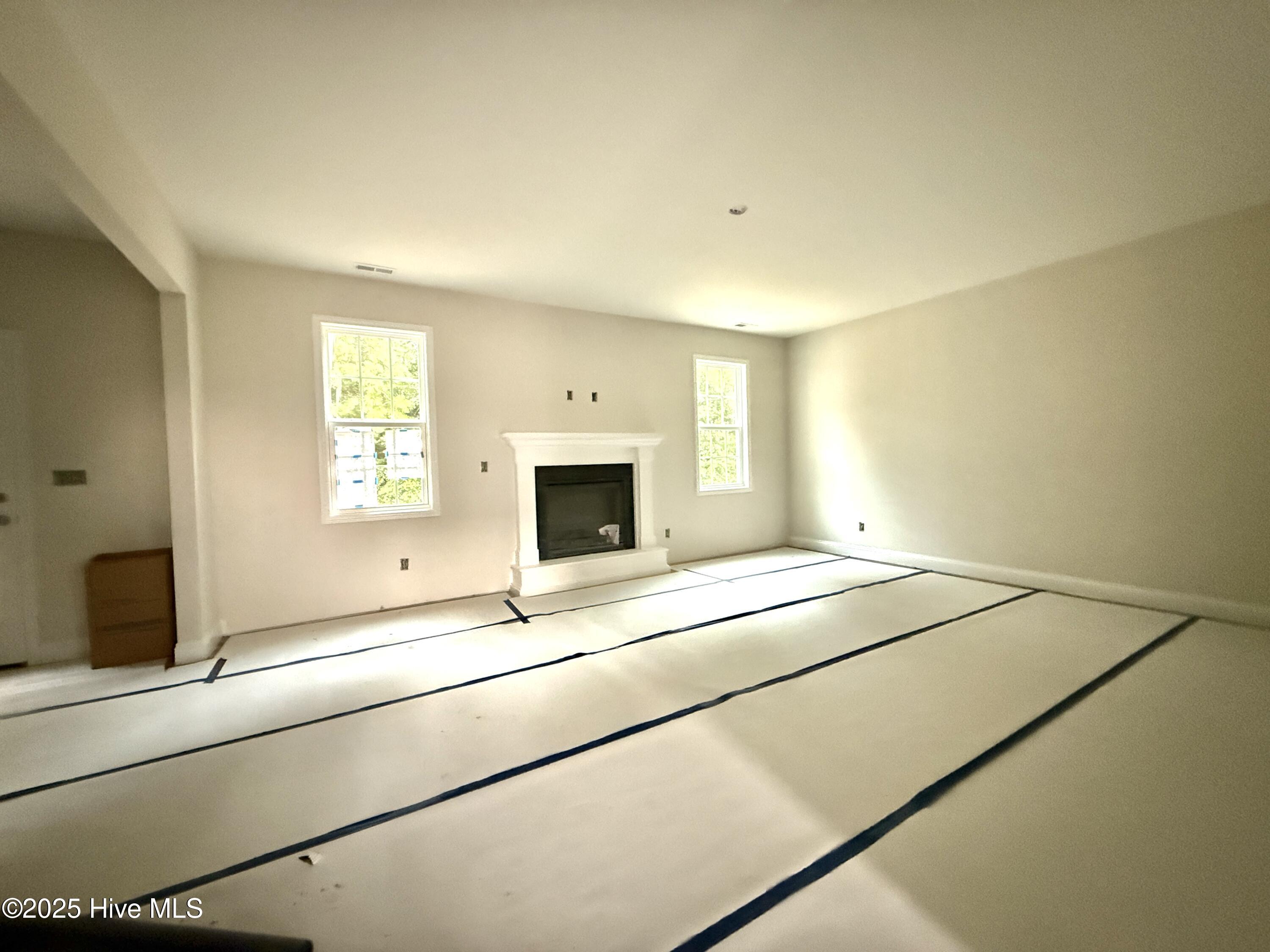 266 Sacksonia Street Property Photo 4