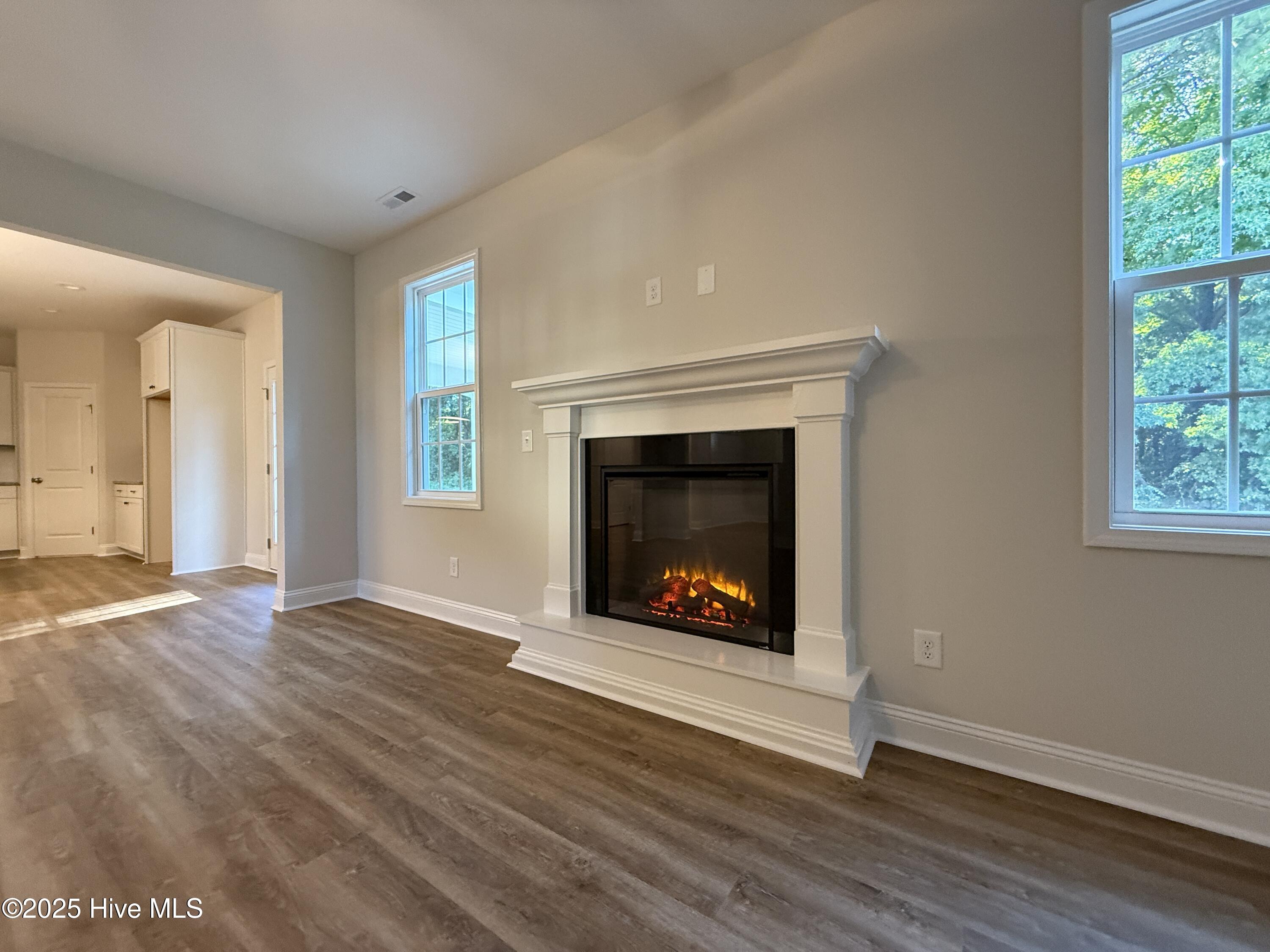 266 Sacksonia Street Property Photo 8