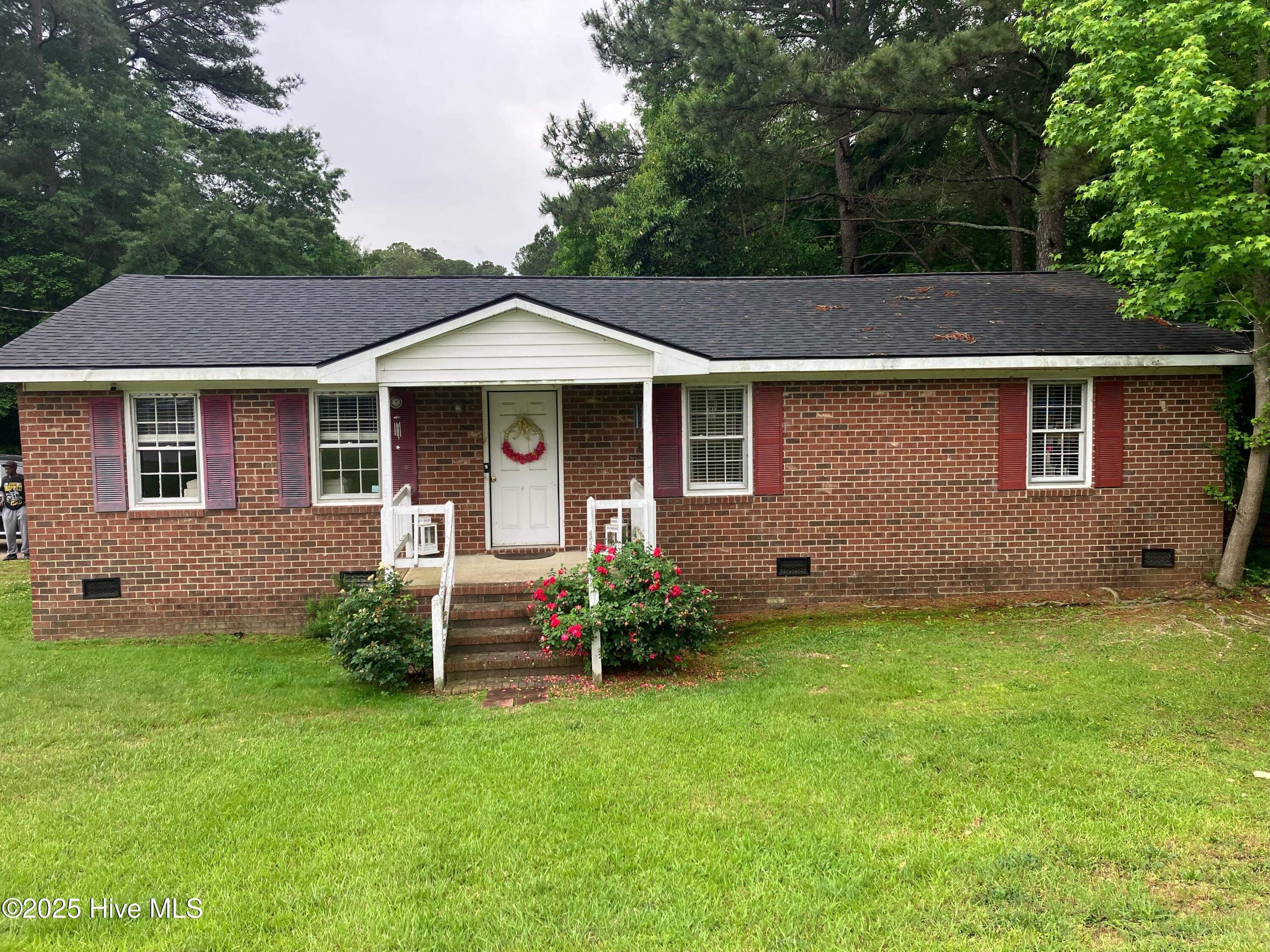 417 Kingston Avenue Property Photo 1