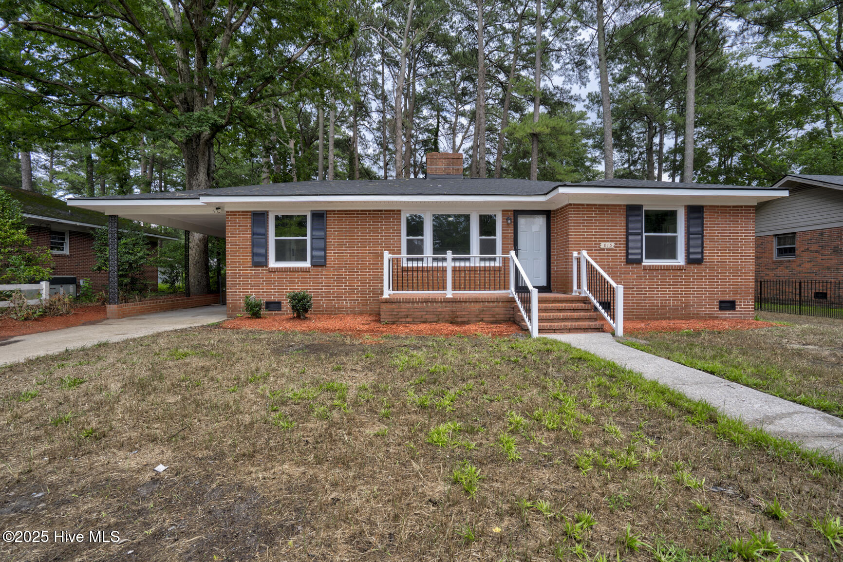 813 Burton Street Property Photo 1
