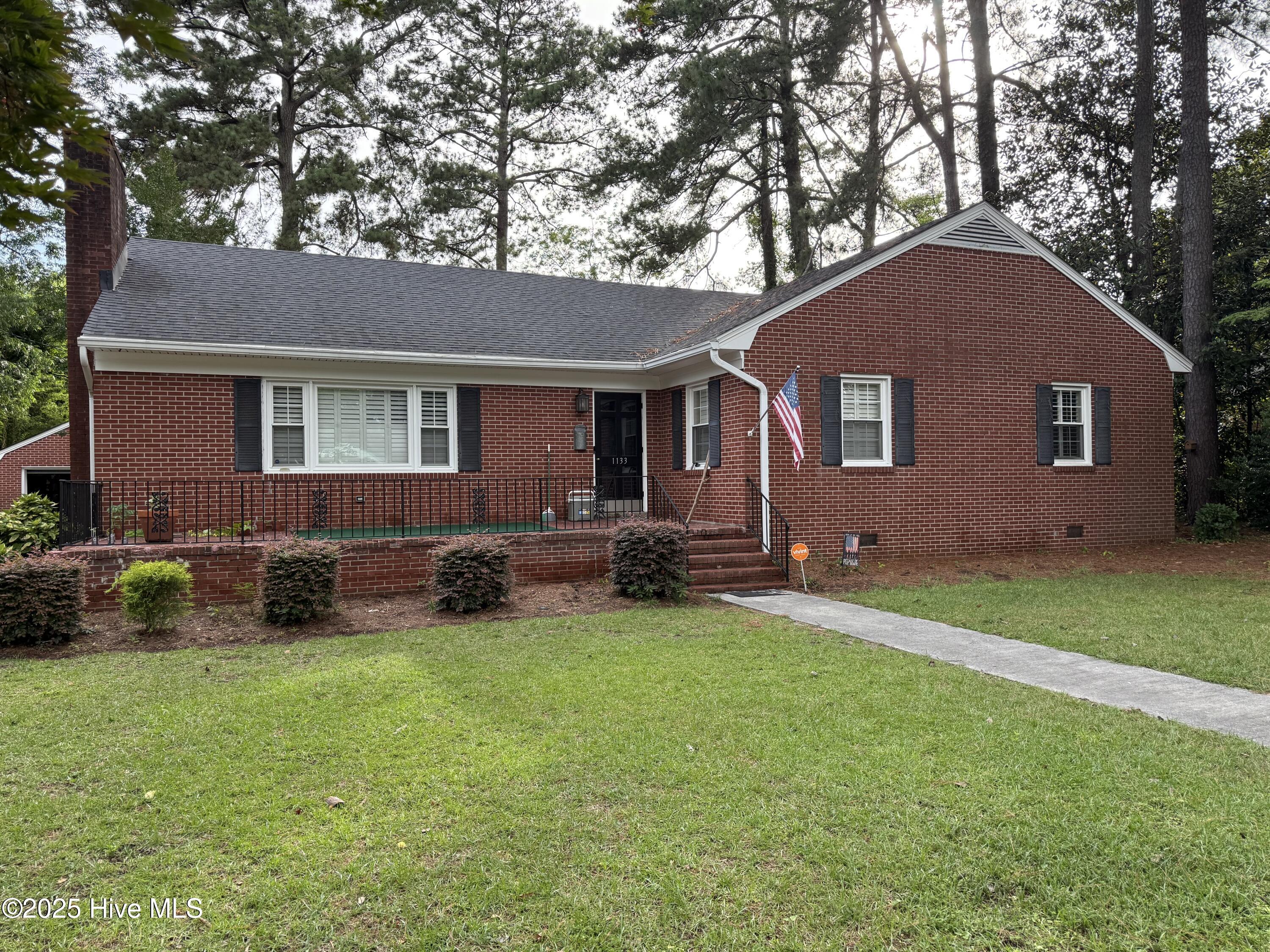 1133 Anderson Street Property Photo 1