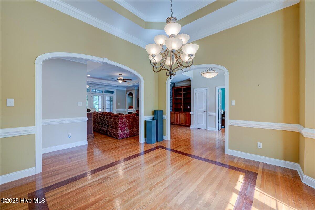 100 Knollwood Court Property Photo 11