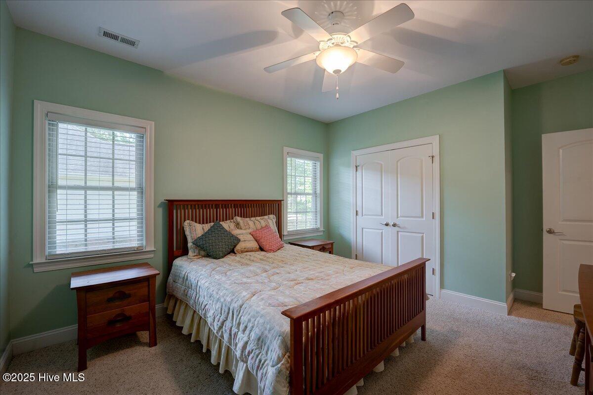 100 Knollwood Court Property Photo 28