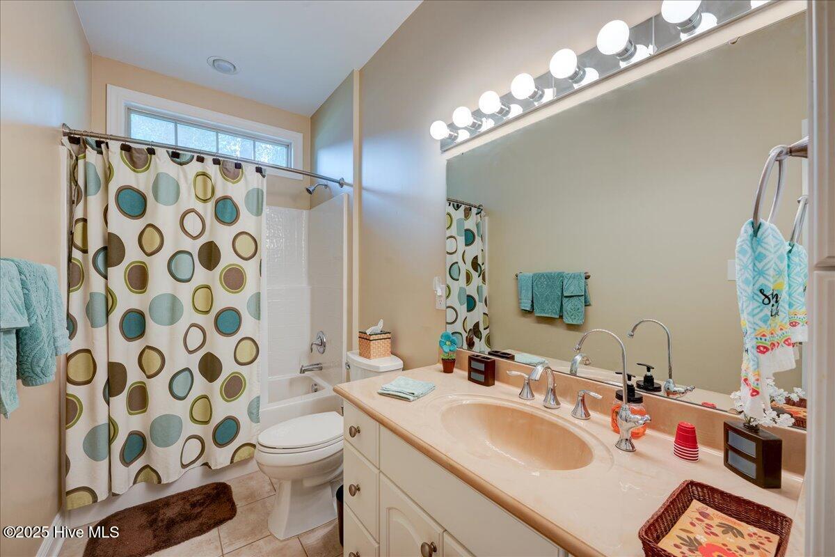 100 Knollwood Court Property Photo 29