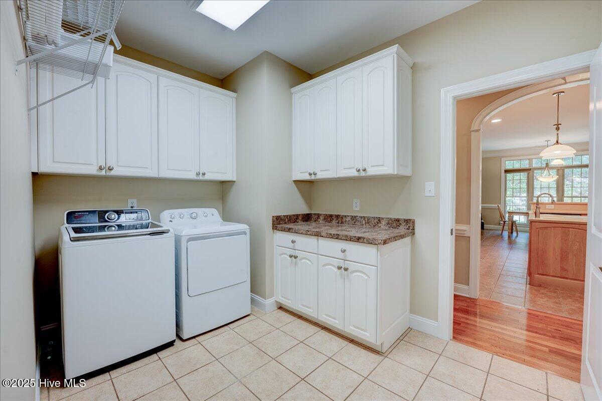 100 Knollwood Court Property Photo 34