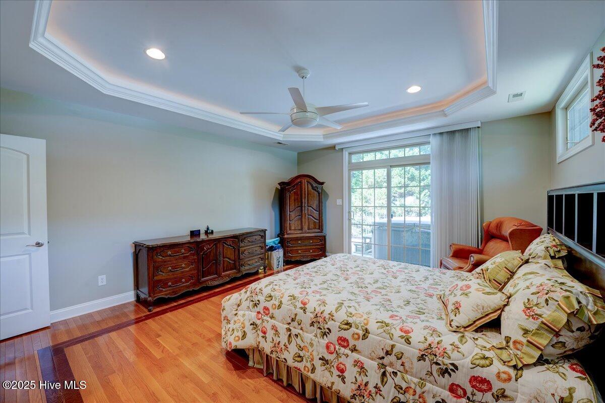 100 Knollwood Court Property Photo 45