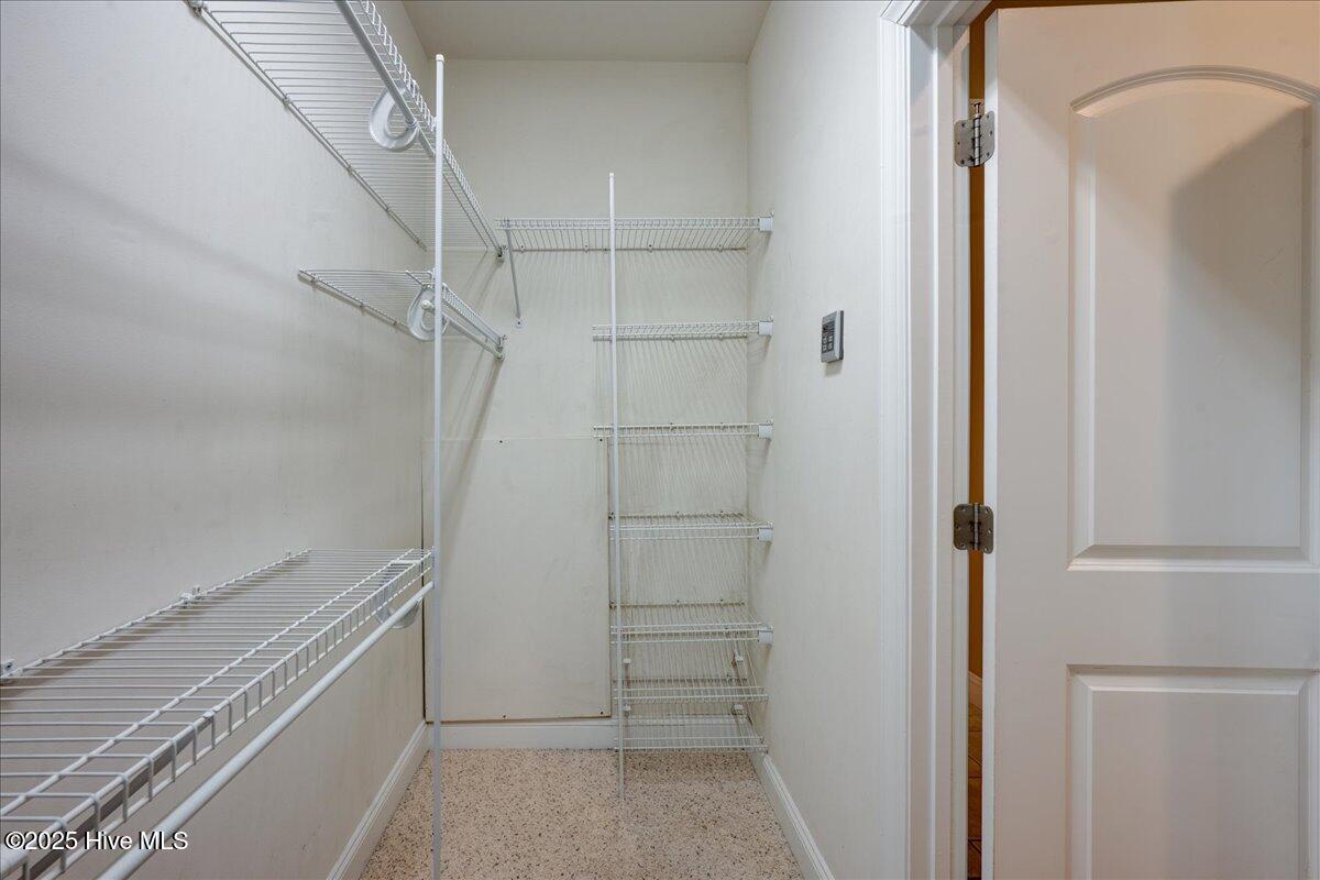 100 Knollwood Court Property Photo 47