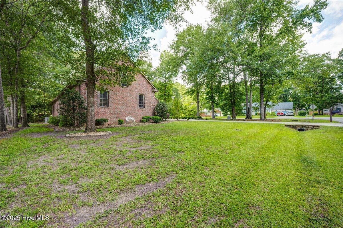 100 Knollwood Court Property Photo 68