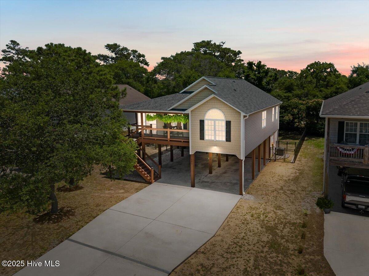 106 NE 29th Street Property Photo 1