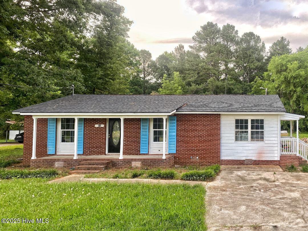 973 Vaiden Road Property Photo 1