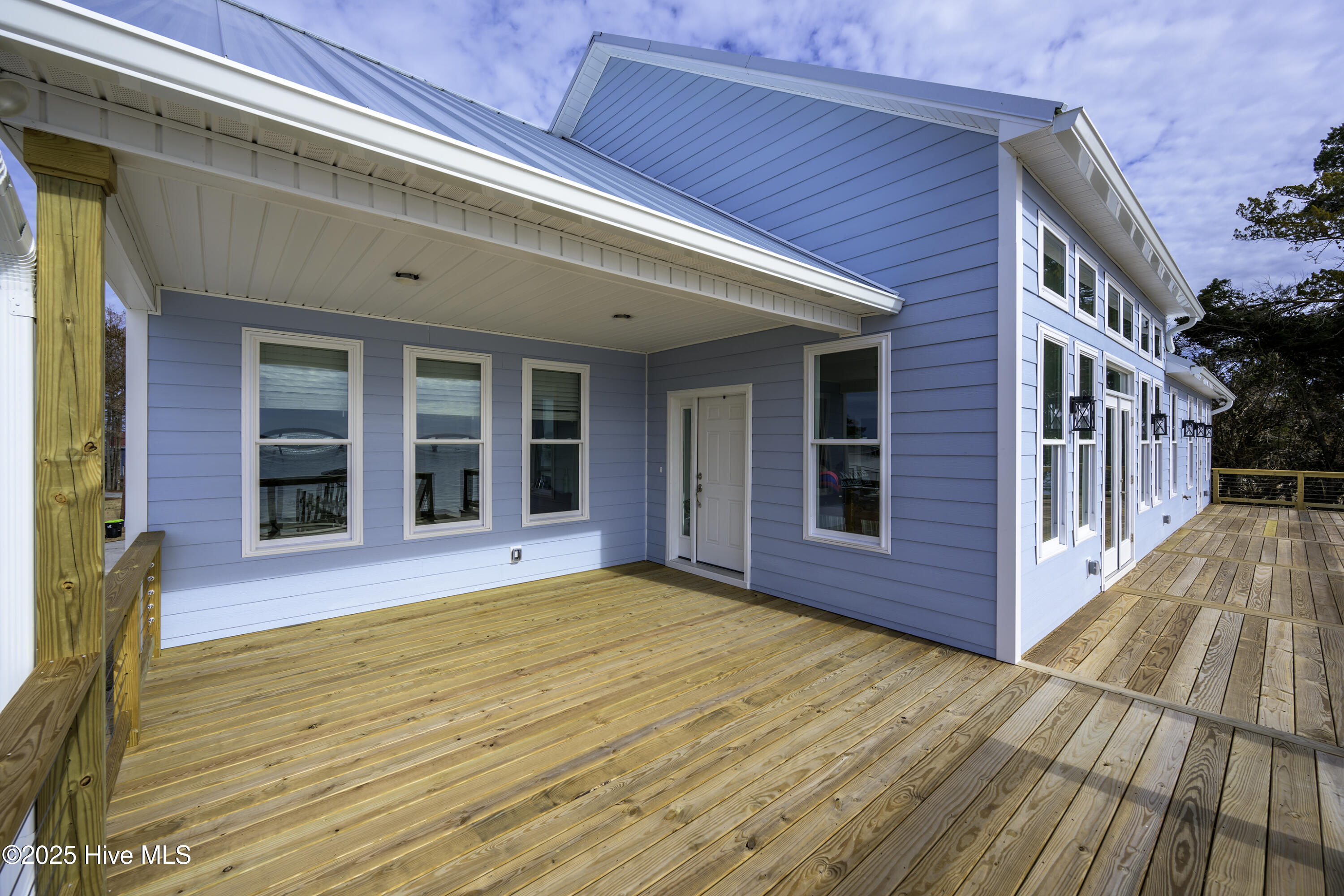 103 Inverness Point Property Photo 11