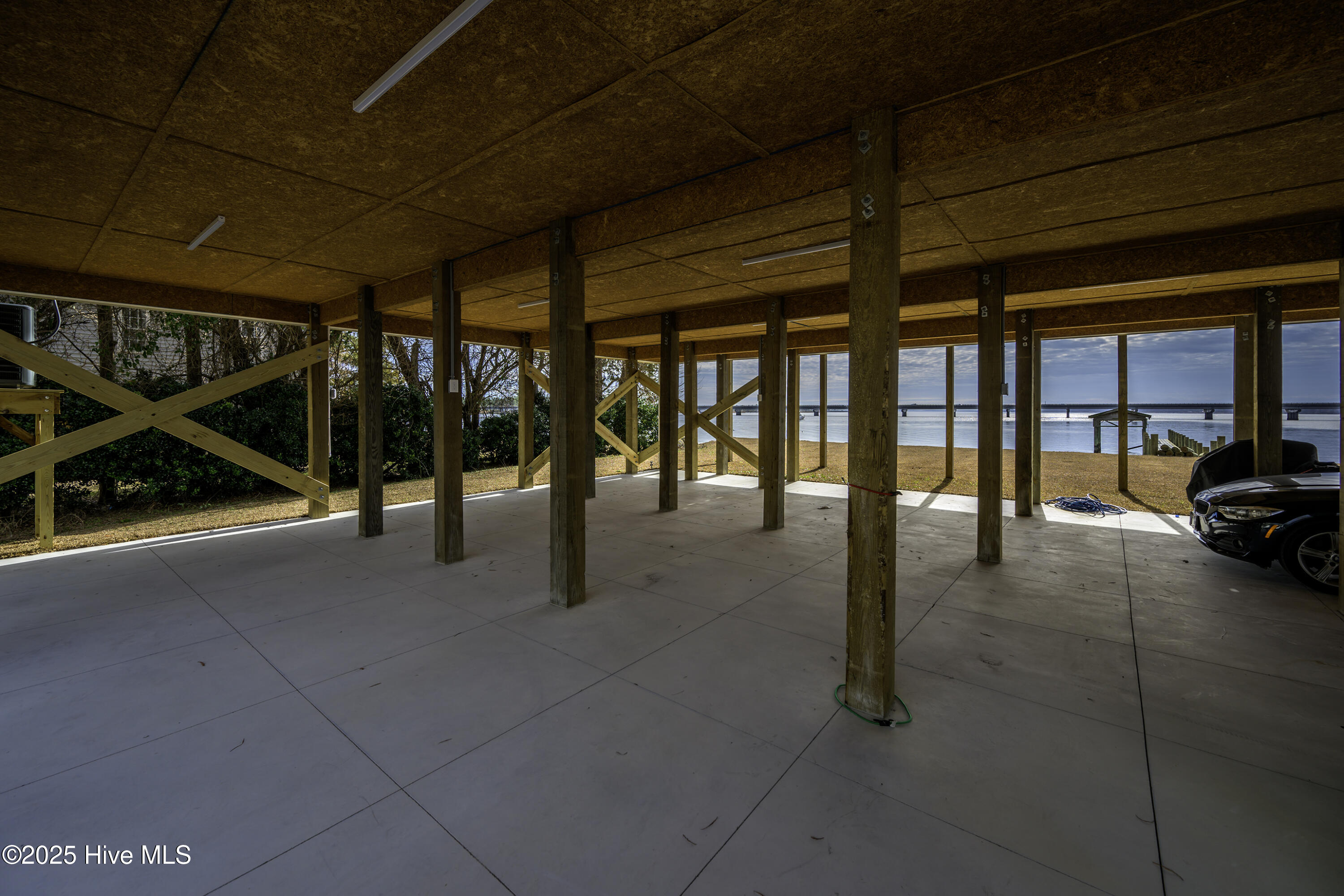 103 Inverness Point Property Photo 18