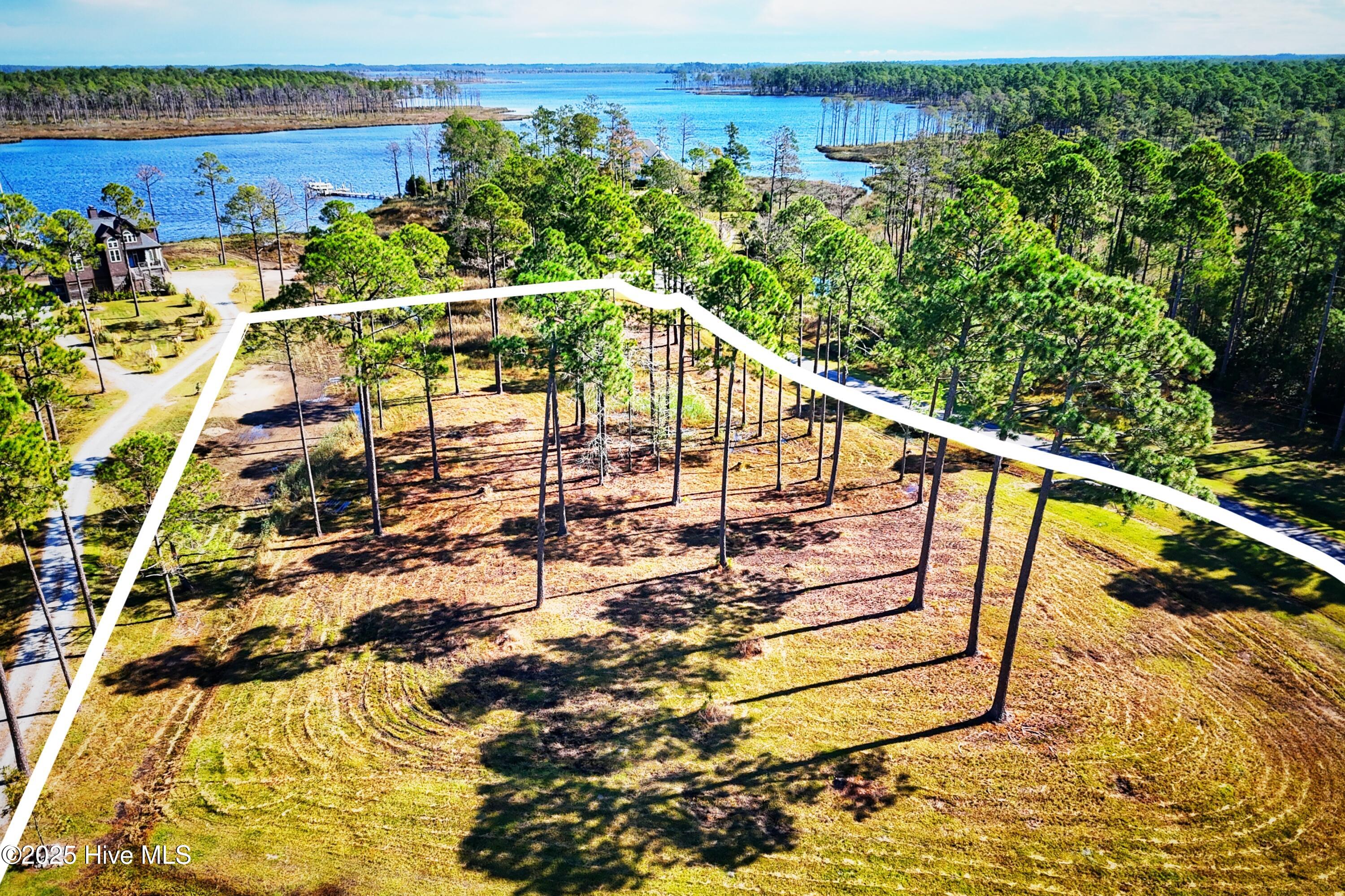 103 Inverness Point Property Photo 20