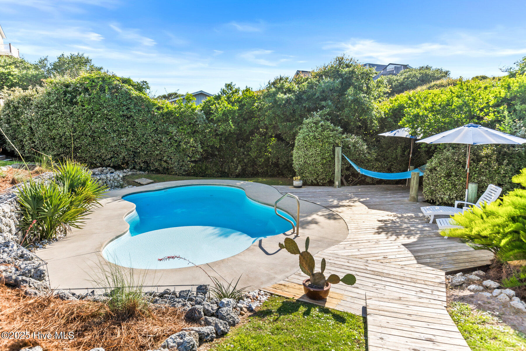 2905 S Shore Drive Property Photo 53