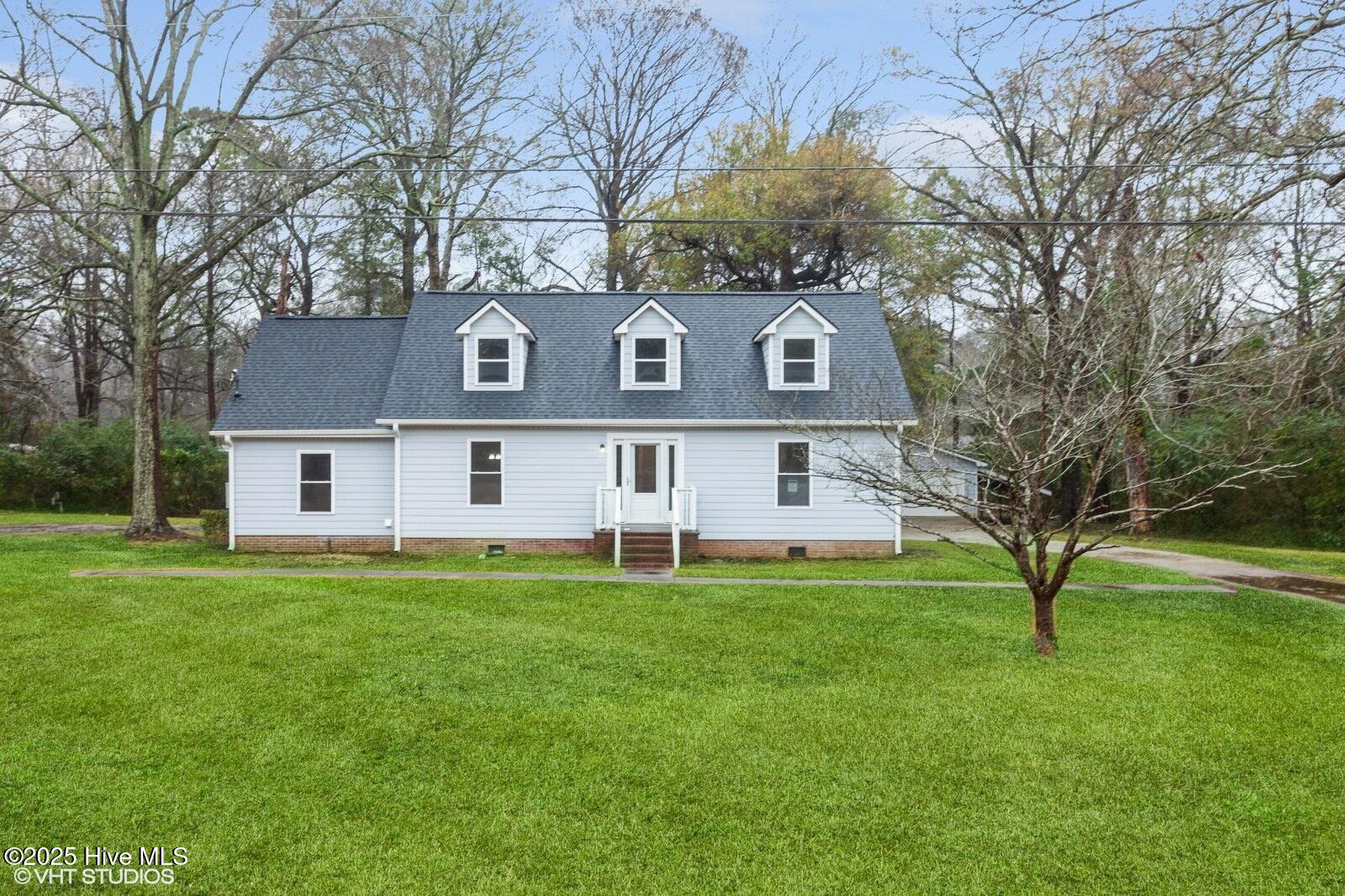 535 Washington Post Road Property Photo 1